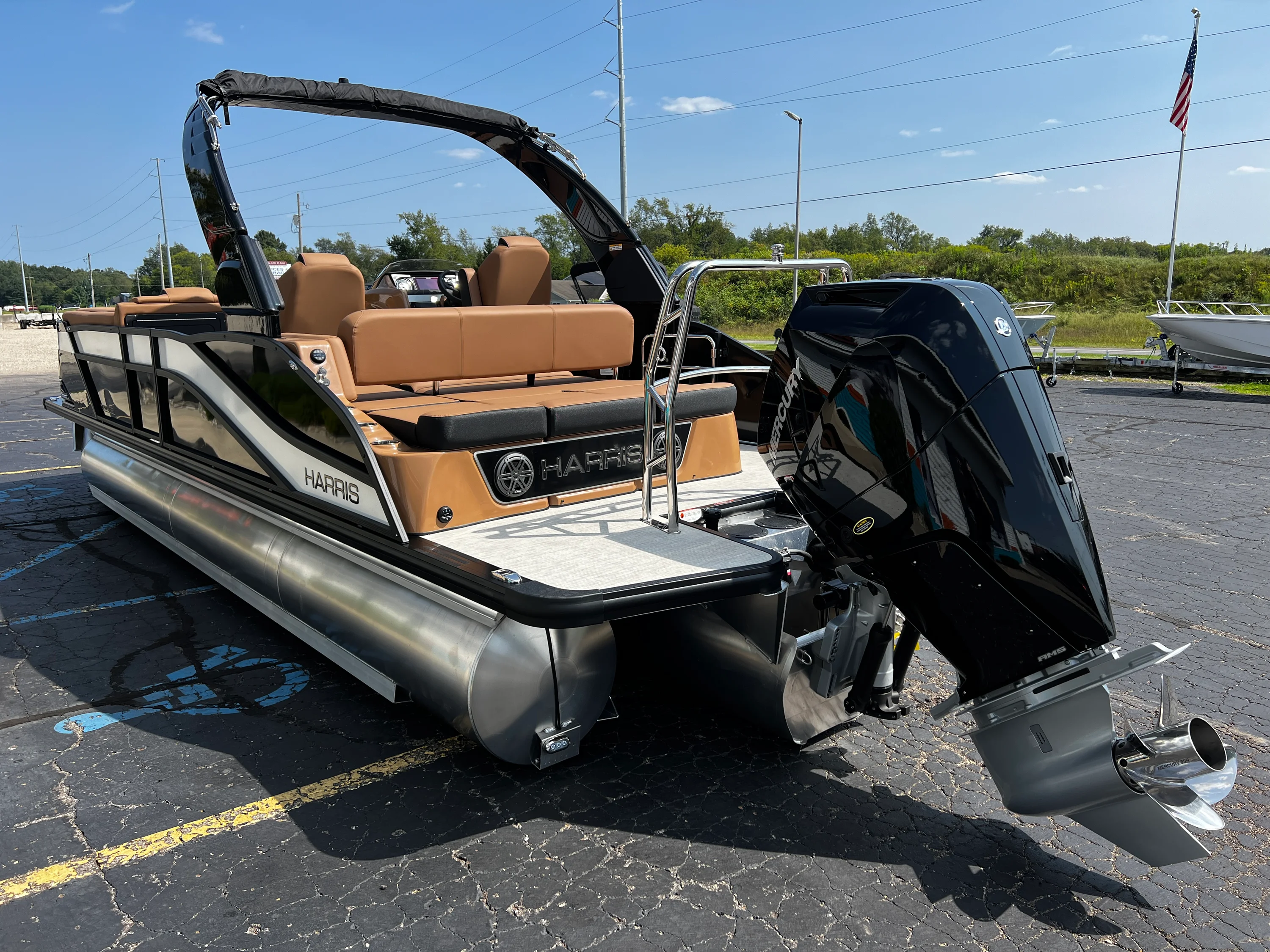 2025 Harris GRAND MARINER 250 Image Thumbnail #18