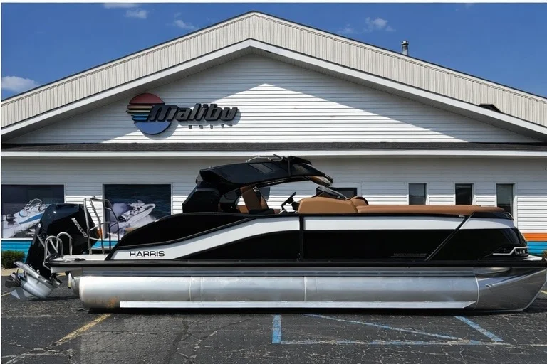 2025 Harris GRAND MARINER 250 Image Thumbnail #2