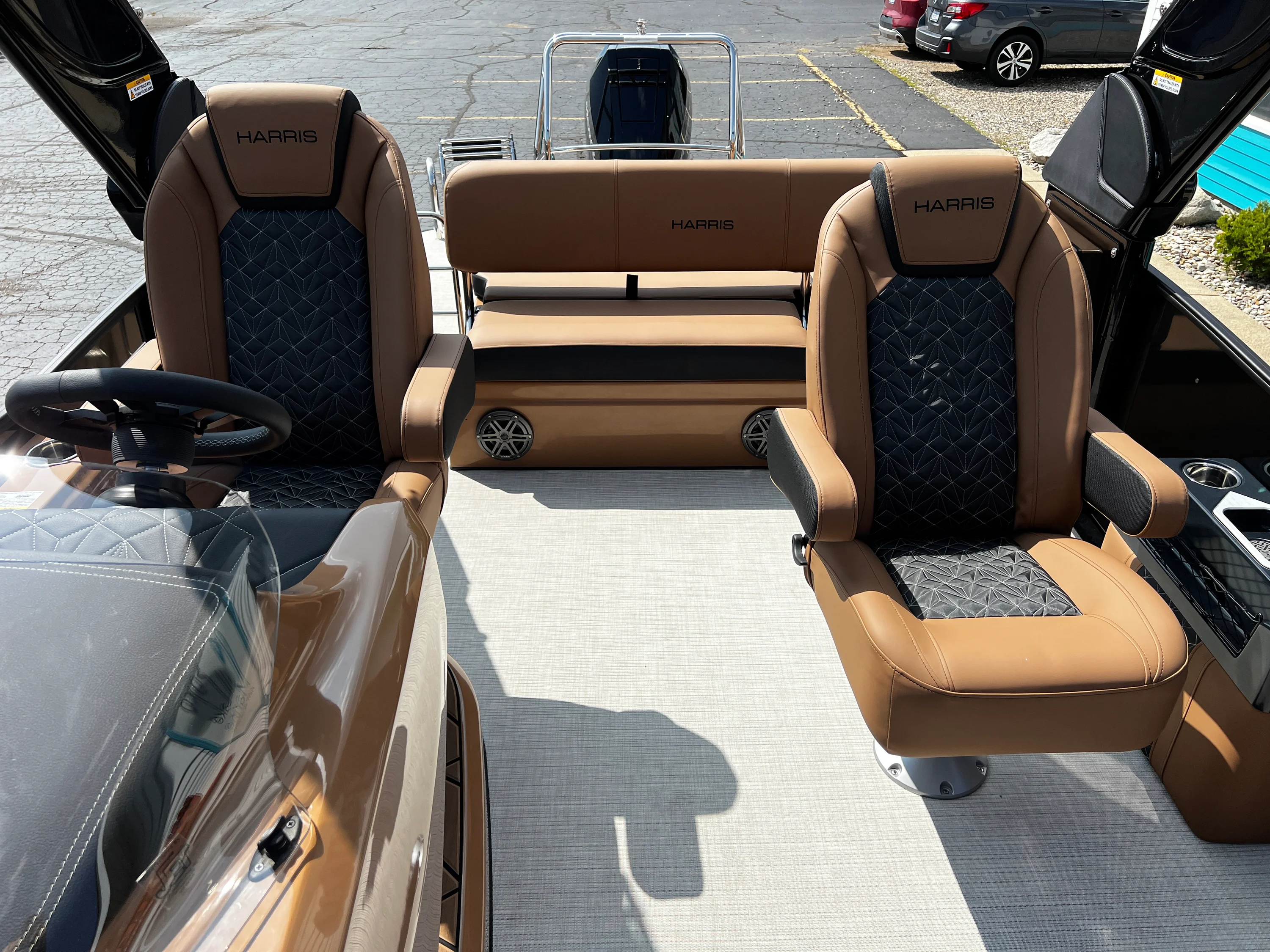 2025 Harris GRAND MARINER 250 Image Thumbnail #11