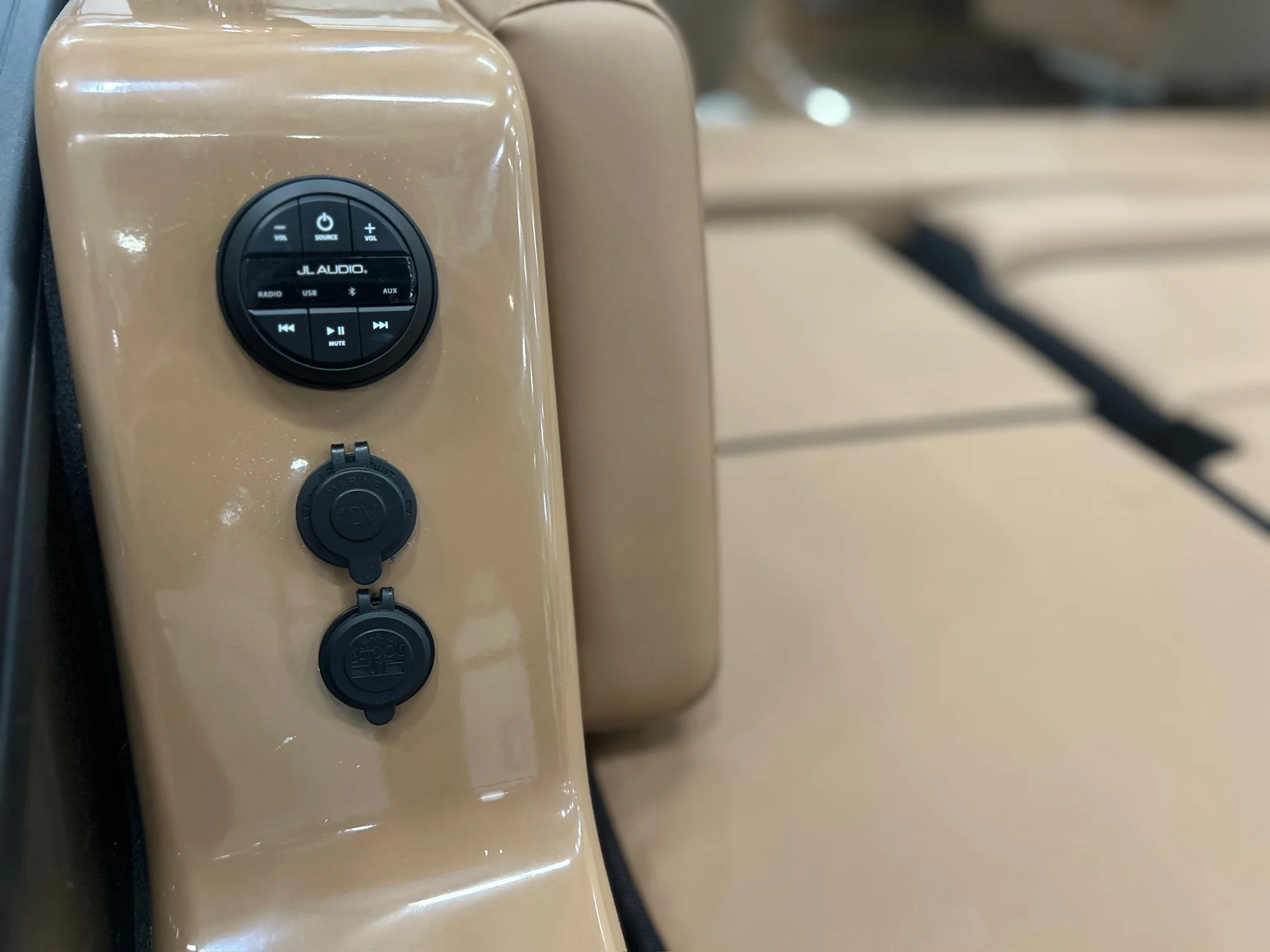 2025 Harris GRAND MARINER 250 Image Thumbnail #16