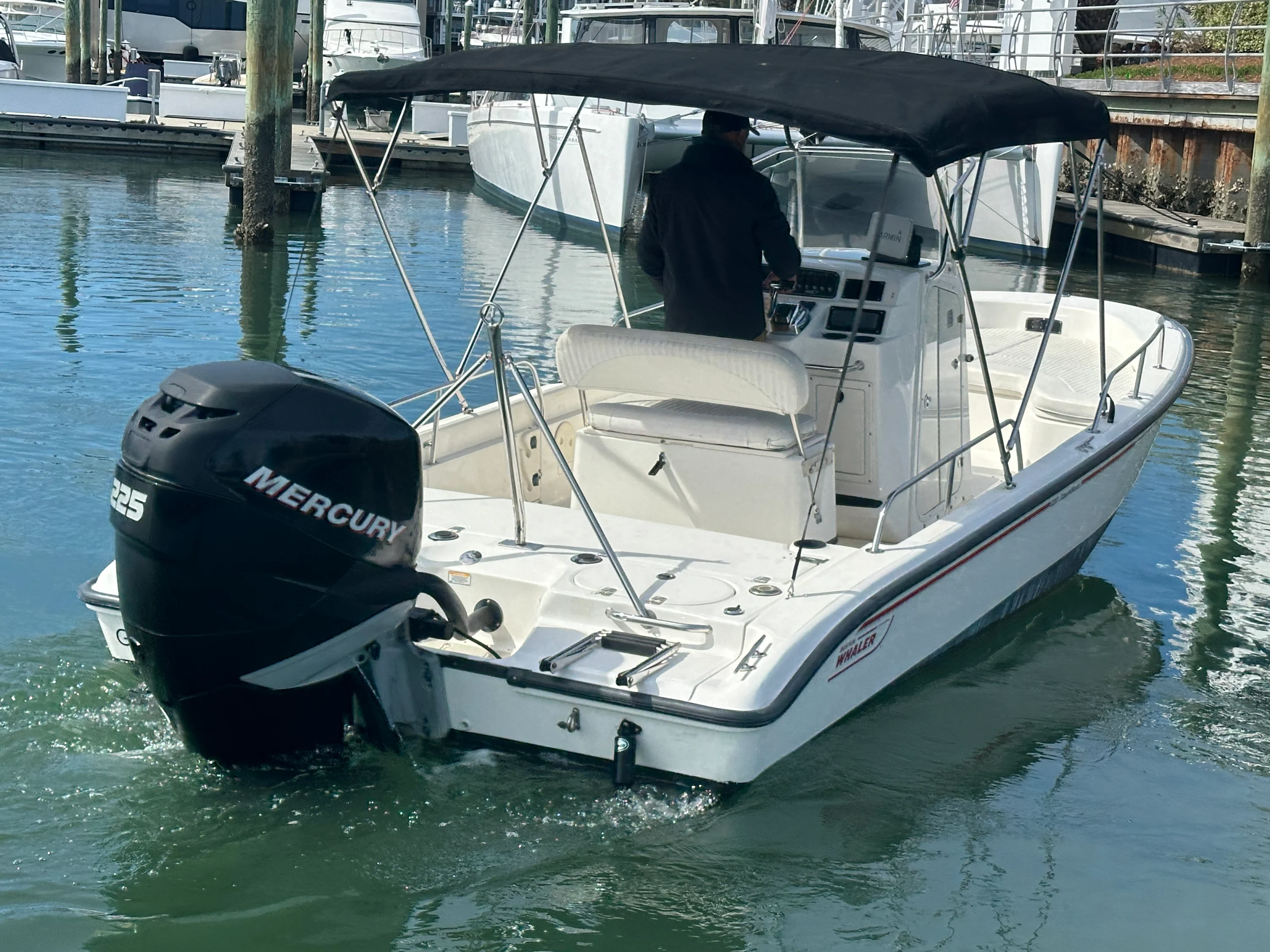 2005 Boston Whaler 220 DAUNTLESS Image Thumbnail #4