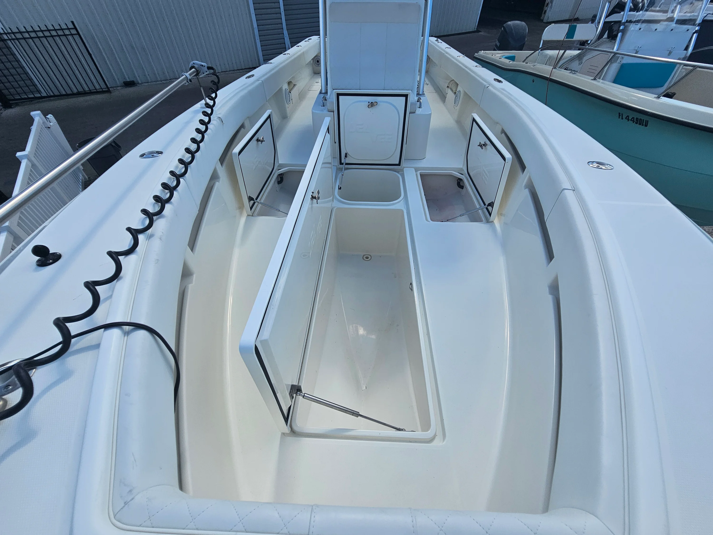 2015 SeaVee 320Z Image Thumbnail #57