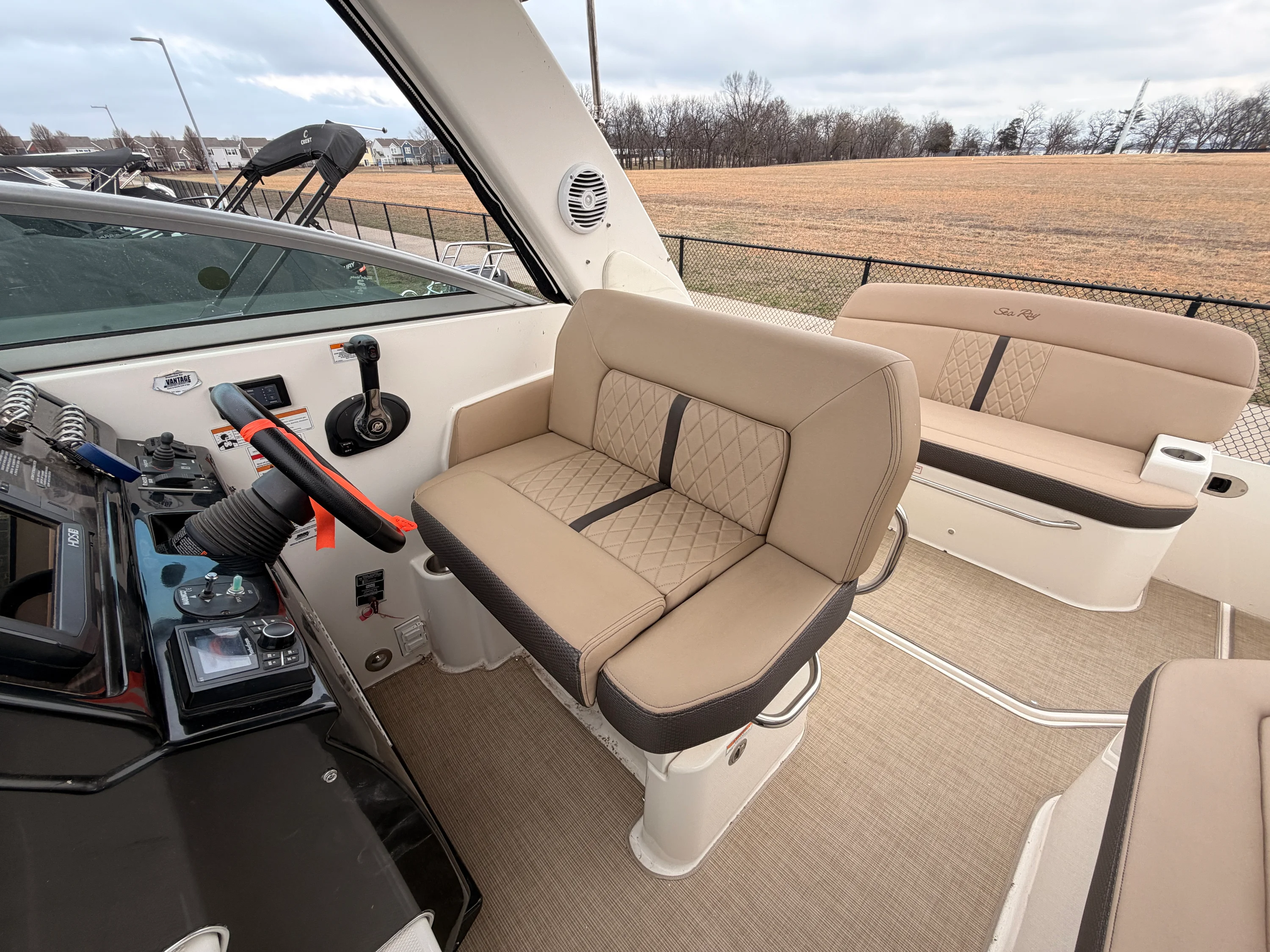 2017 Sea Ray 260 SUNDANCER Image Thumbnail #10