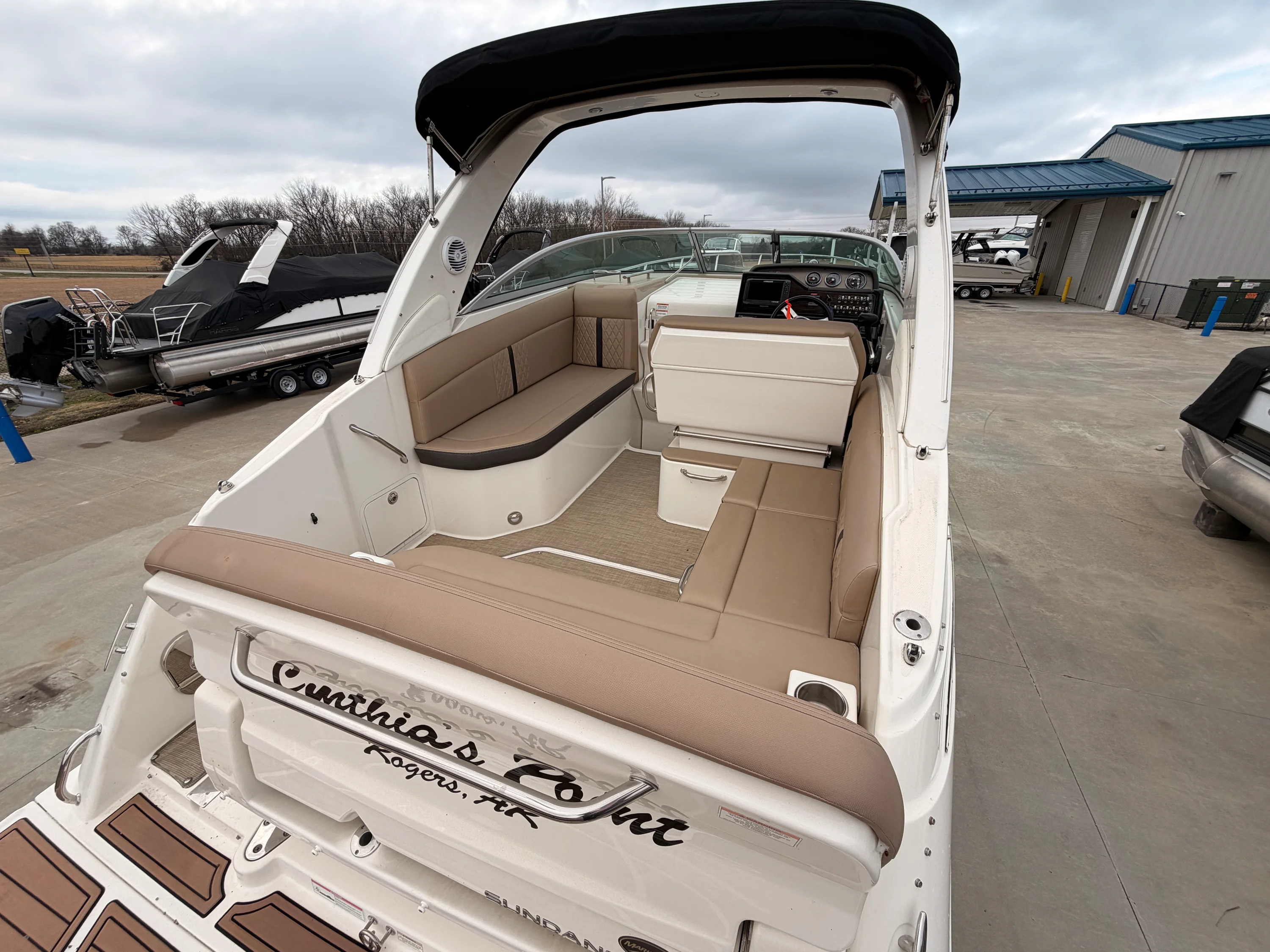 2017 Sea Ray 260 SUNDANCER Image Thumbnail #4