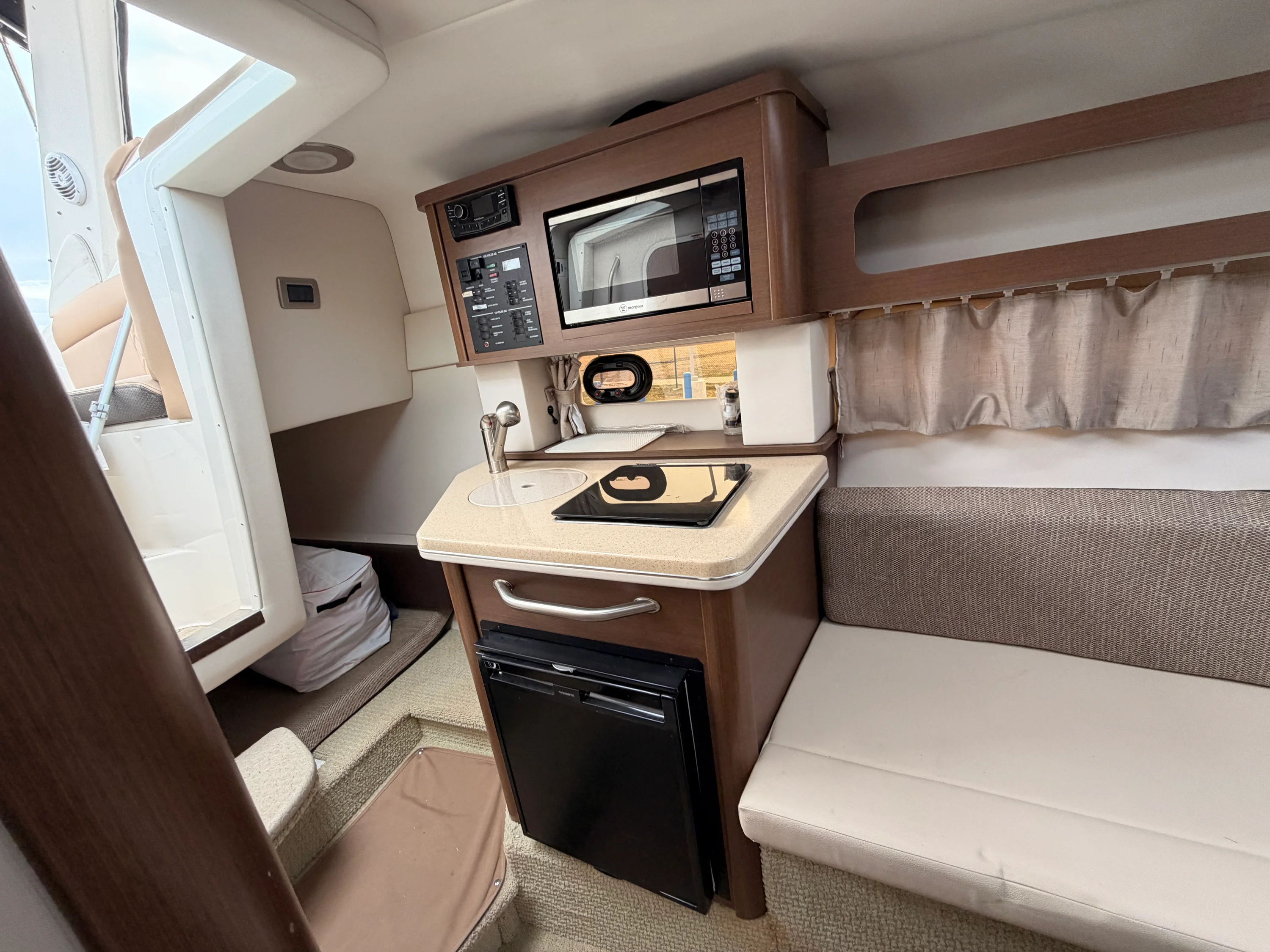 2017 Sea Ray 260 SUNDANCER Image Thumbnail #17