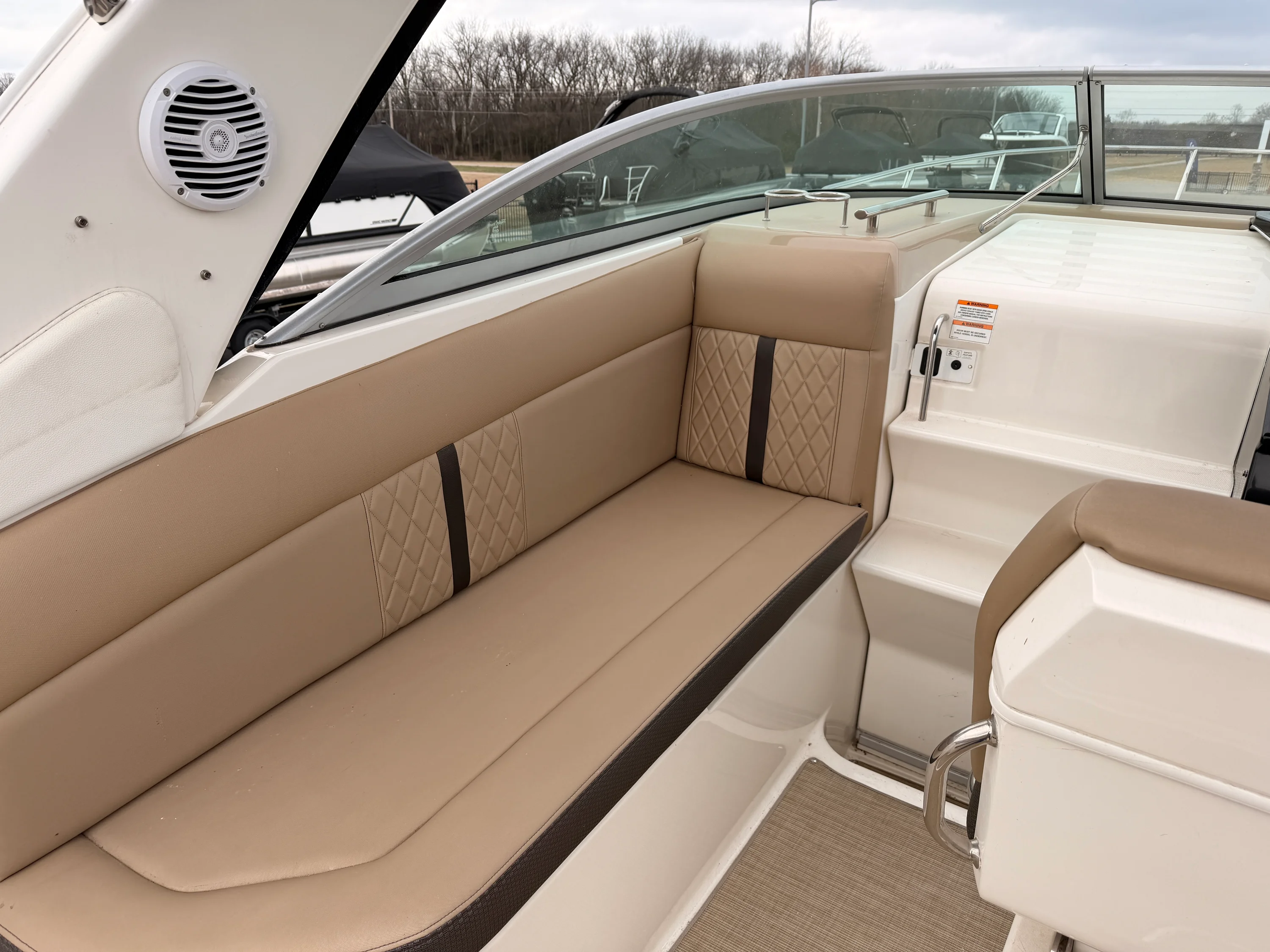 2017 Sea Ray 260 SUNDANCER Image Thumbnail #9