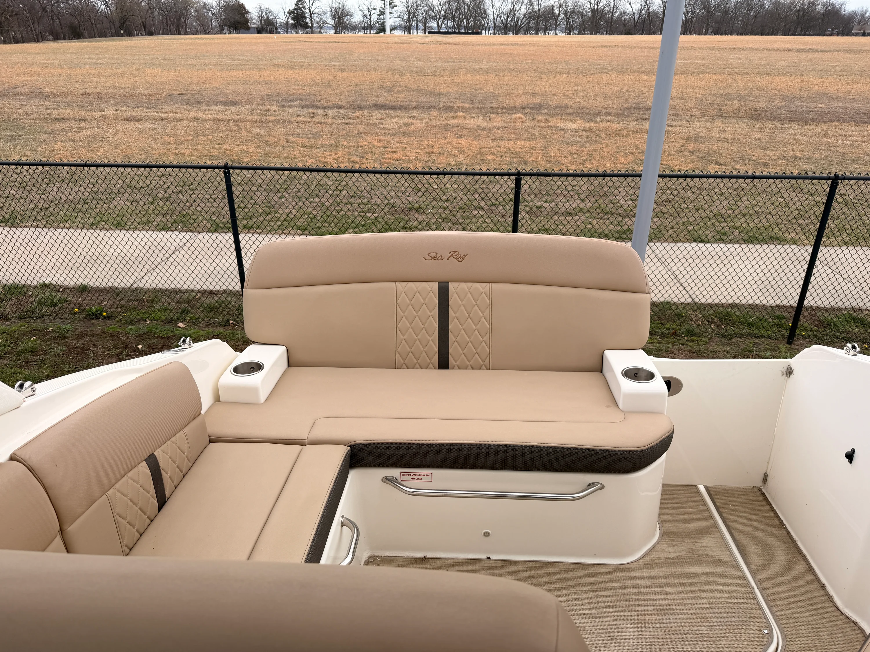 2017 Sea Ray 260 SUNDANCER Image Thumbnail #6