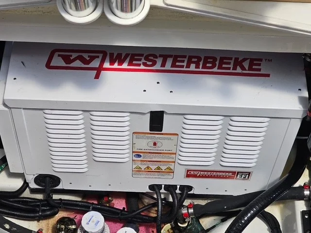 2021 Boston Whaler 380 OUTRAGE Image Thumbnail #40