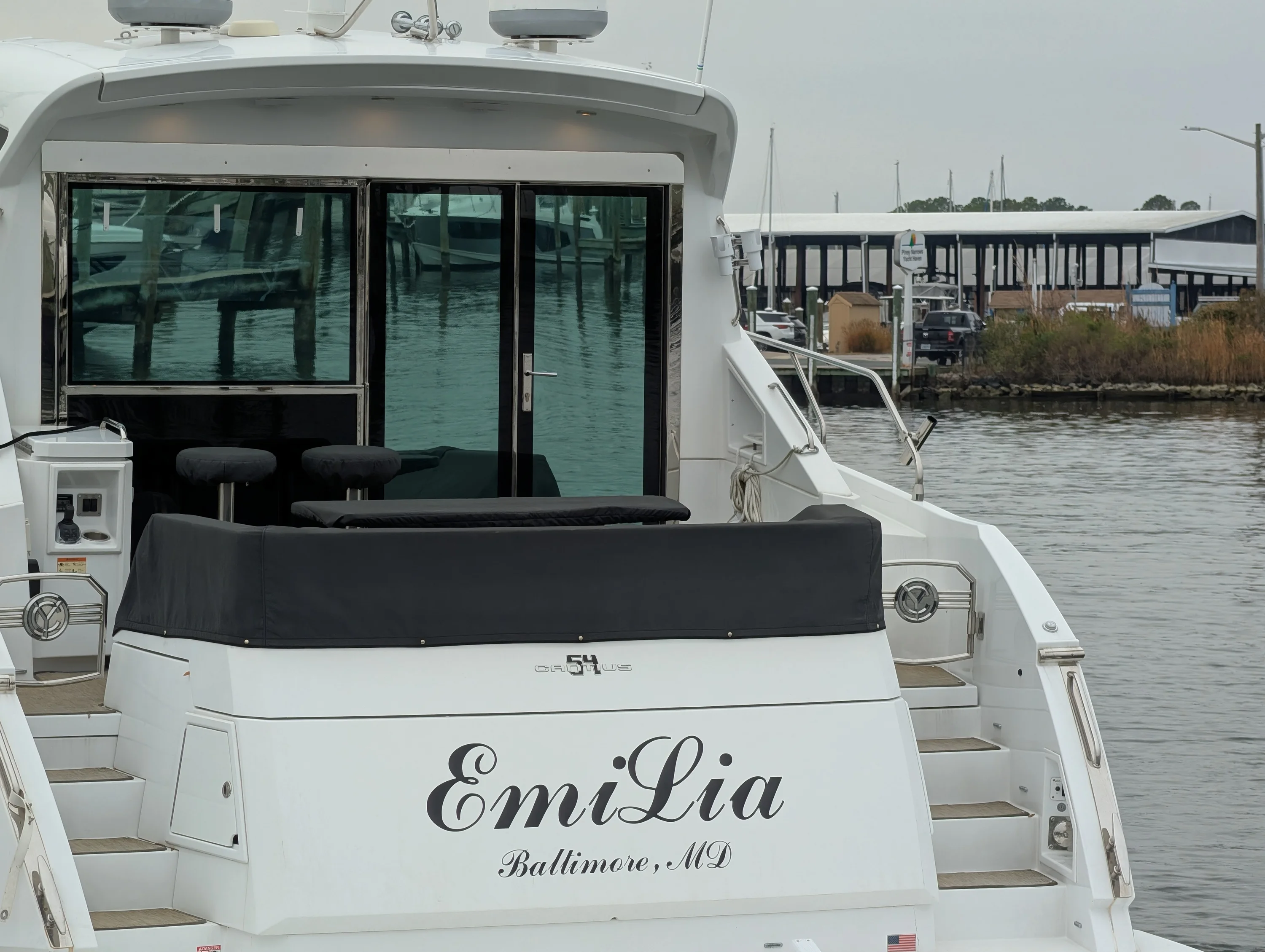 2022 Cruisers Yachts 54 Cantius Image Thumbnail #6