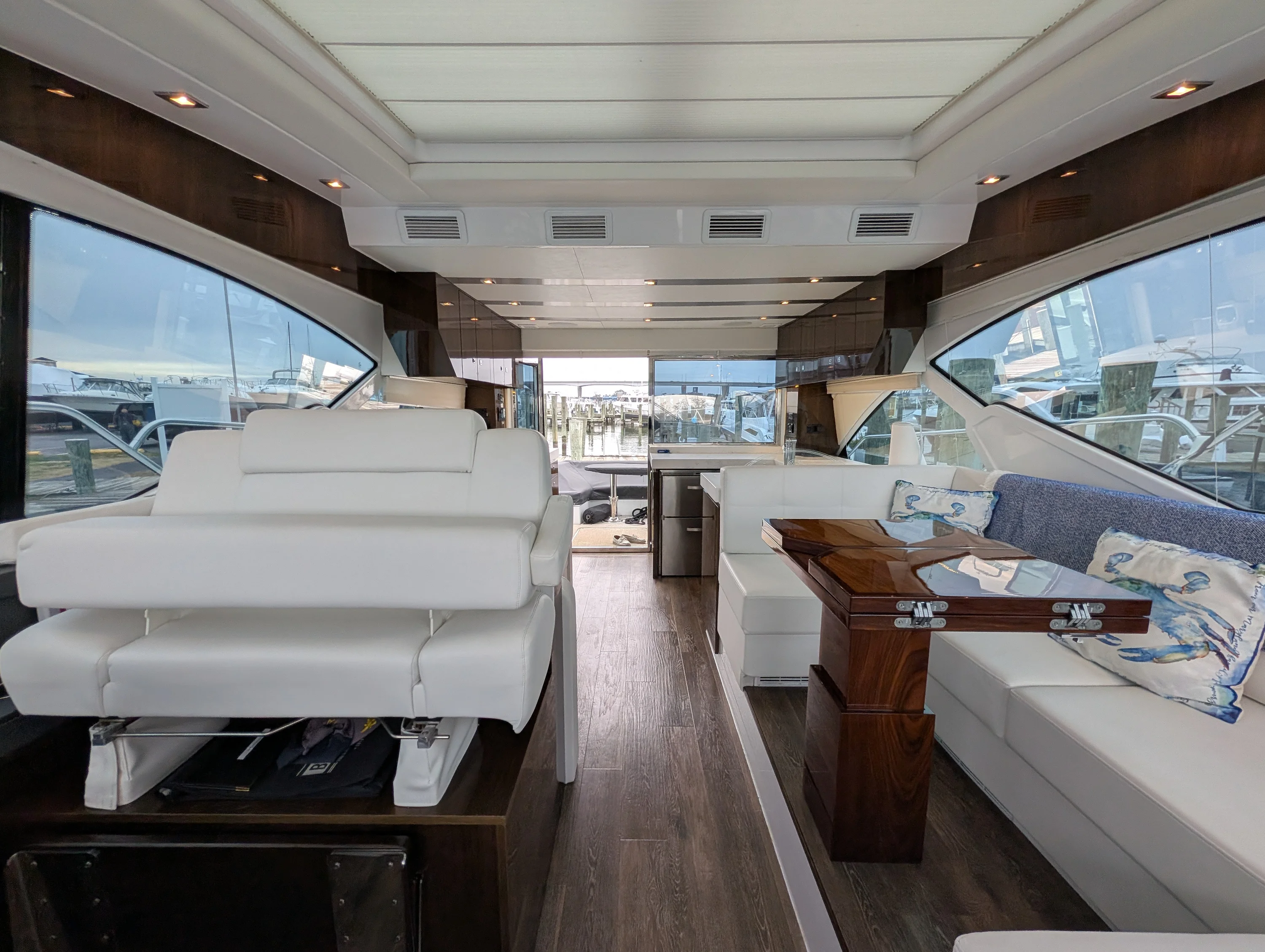 2022 Cruisers Yachts 54 Cantius Image Thumbnail #17