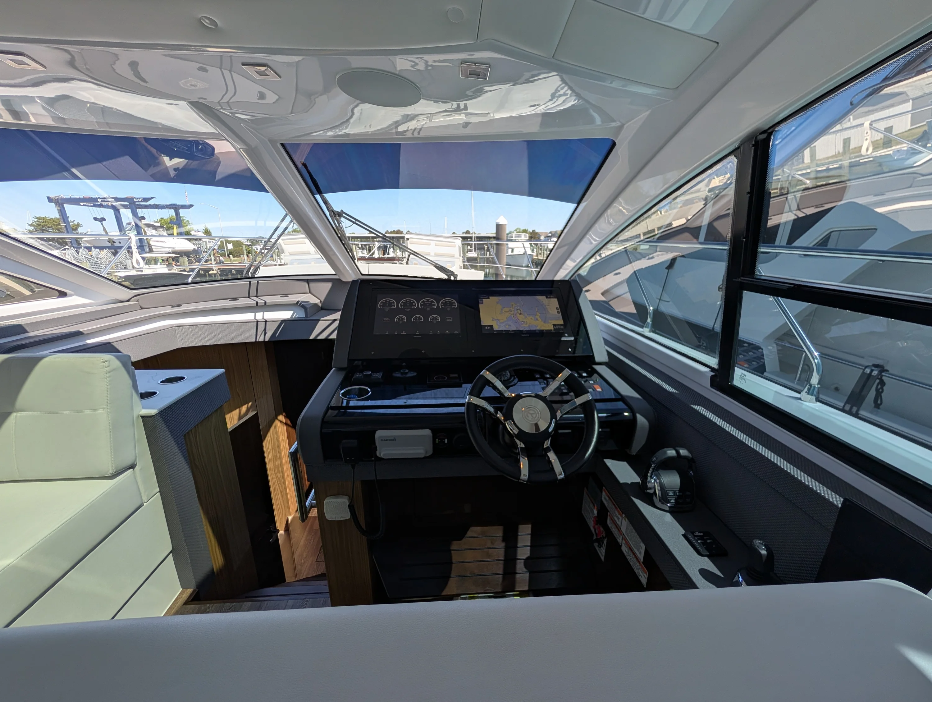 2022 Cruisers Yachts 54 Cantius Image Thumbnail #97