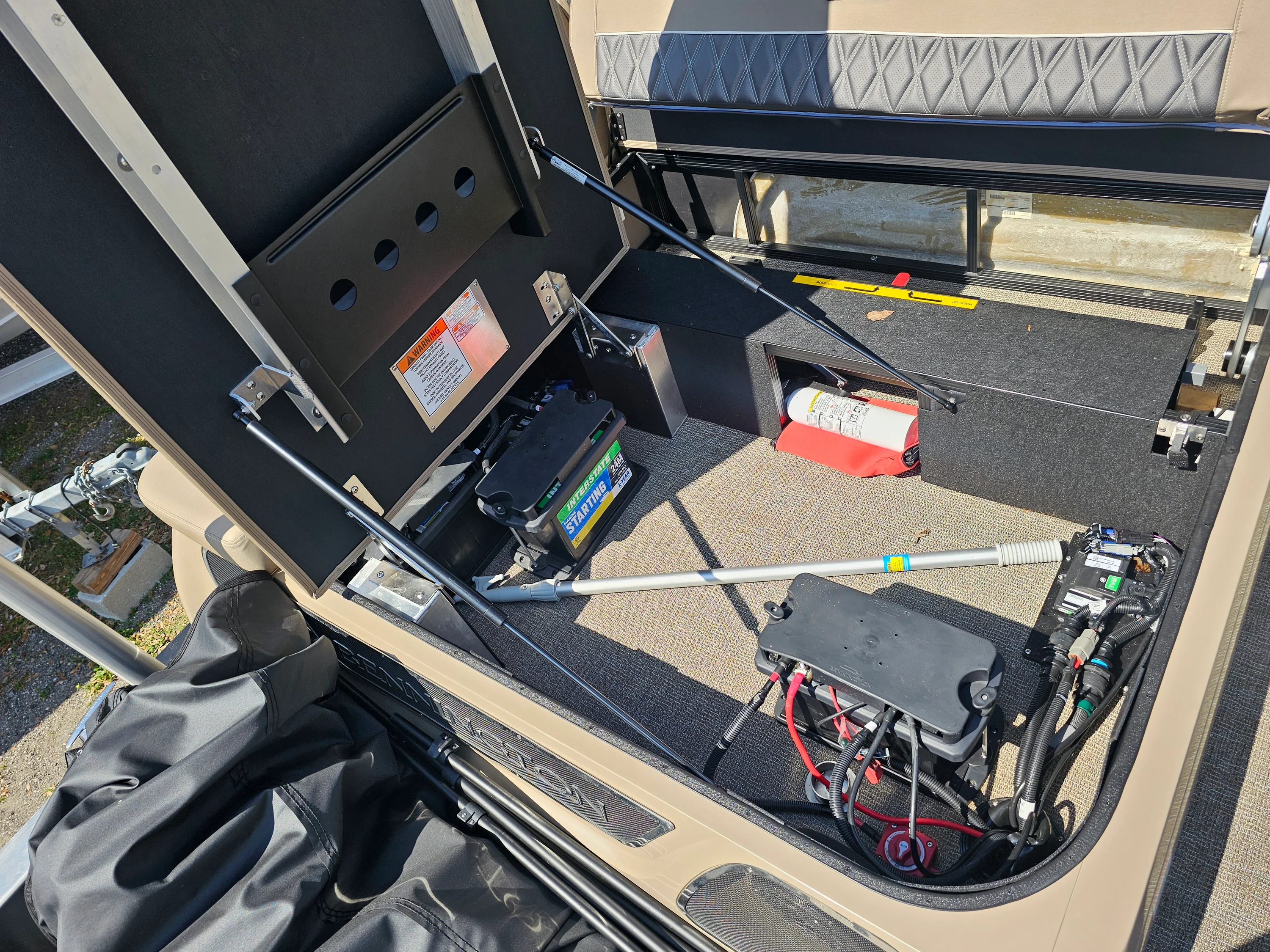 2025 Bennington 27QZ Image Thumbnail #37