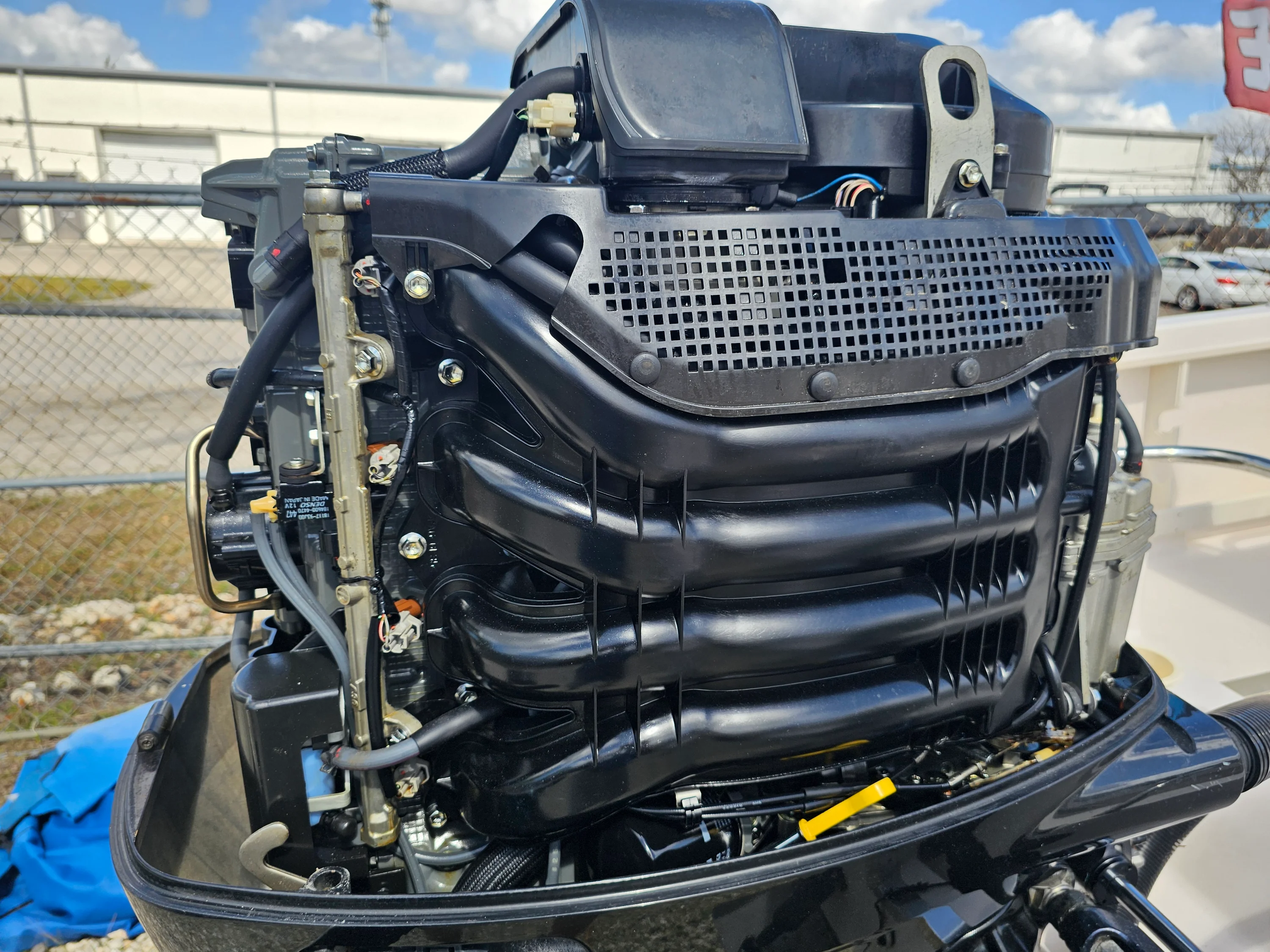 2025 Bennington 27QZ Image Thumbnail #11