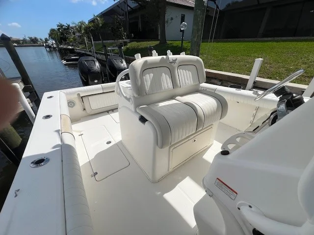 2017 Mako 284 CC Image Thumbnail #8