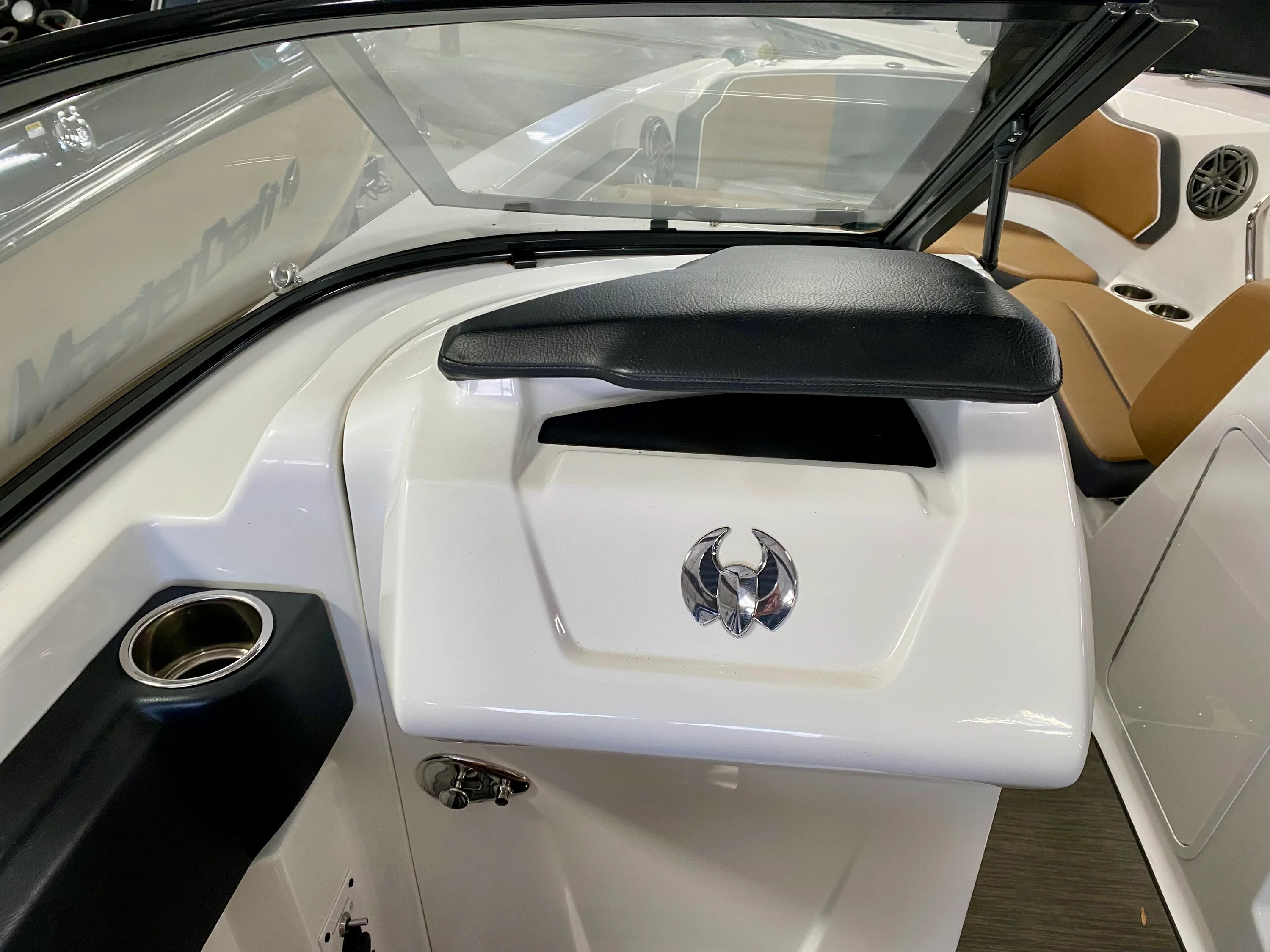 2021 Scarab 255 OPEN ID Image Thumbnail #8