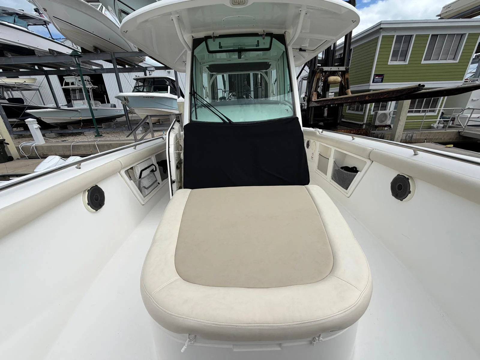 2019 Boston Whaler 350 OUTRAGE Image Thumbnail #13