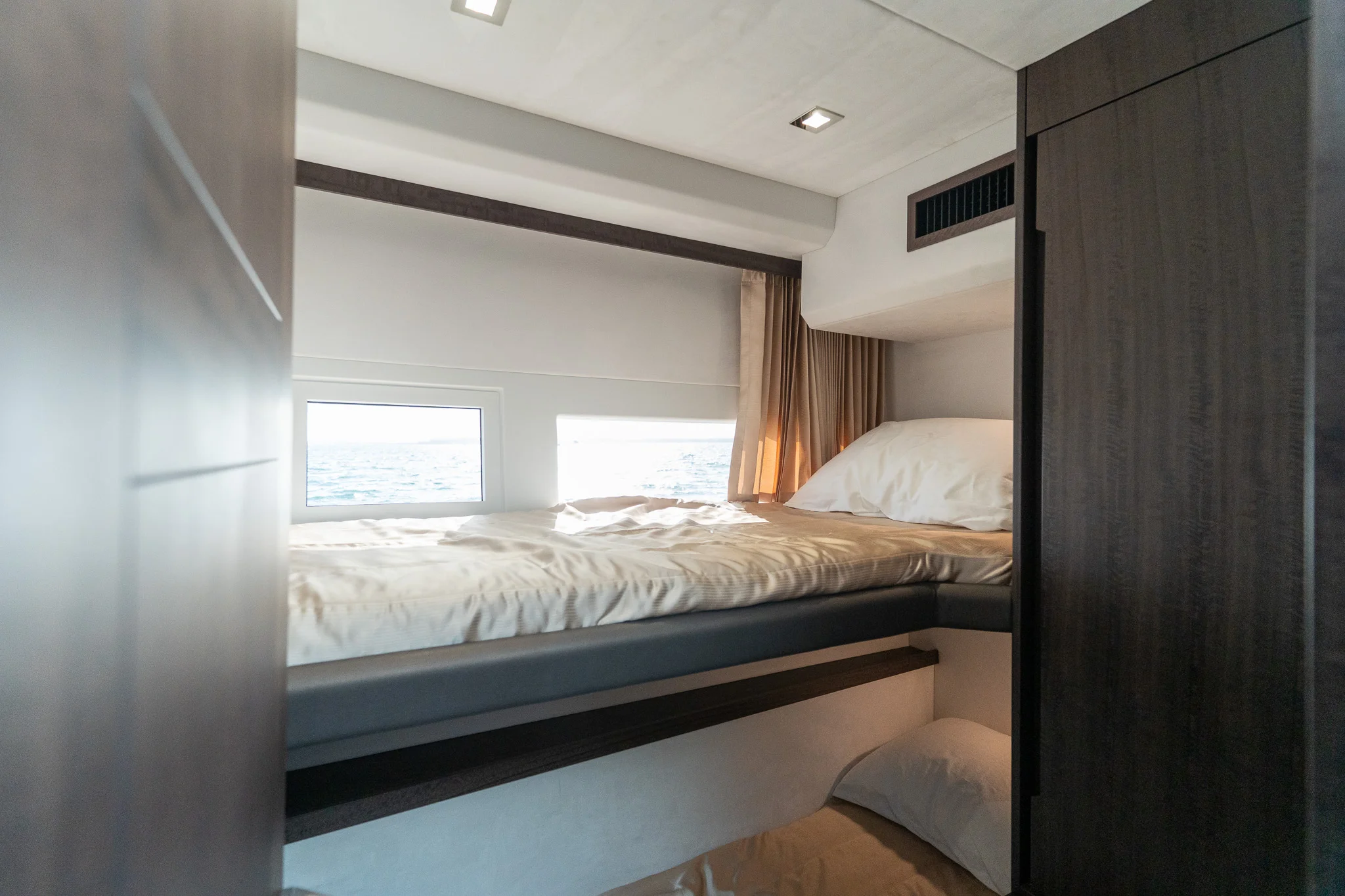 2023 Galeon 47 SKY Image Thumbnail #18