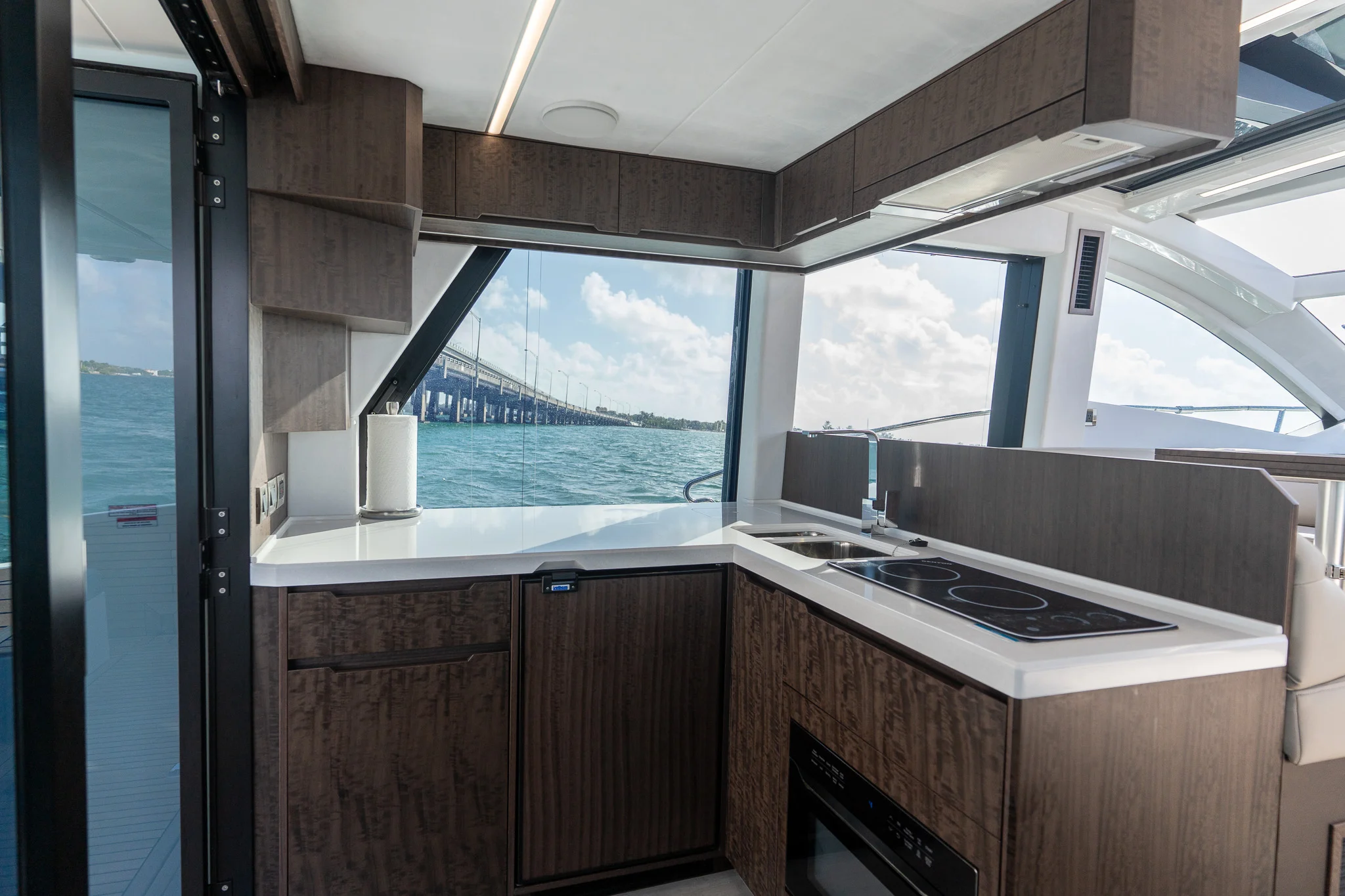 2023 Galeon 47 SKY Image Thumbnail #27