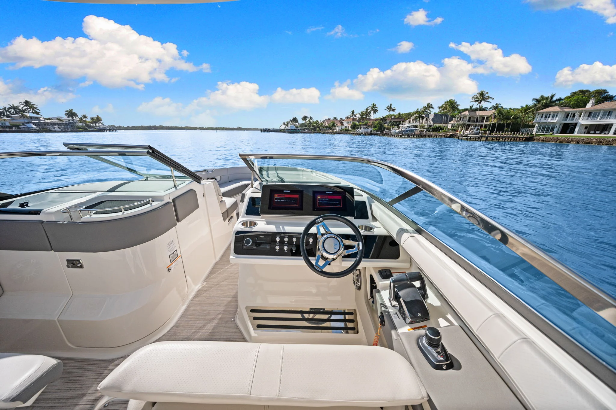 2023 Sea Ray 310 SLX OB Image Thumbnail #28