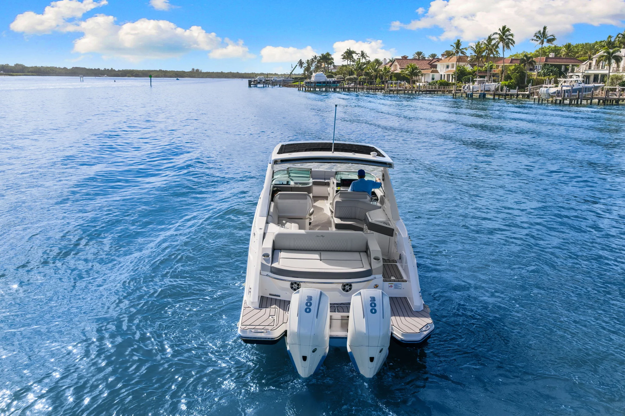 2023 Sea Ray 310 SLX OB Image Thumbnail #7