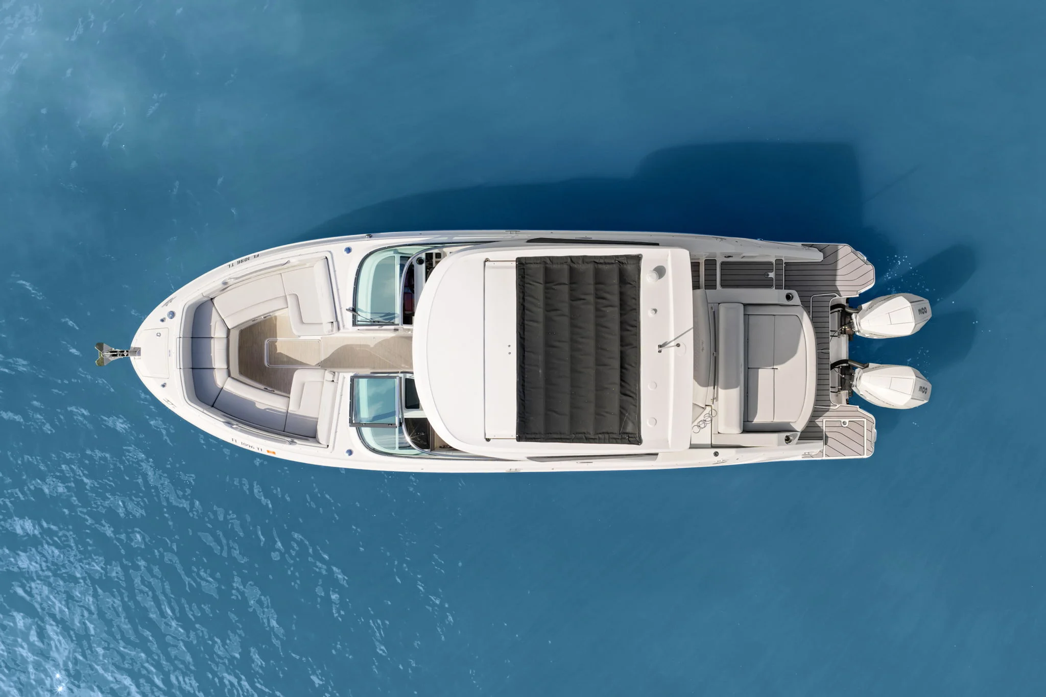 2023 Sea Ray 310 SLX OB Image Thumbnail #13