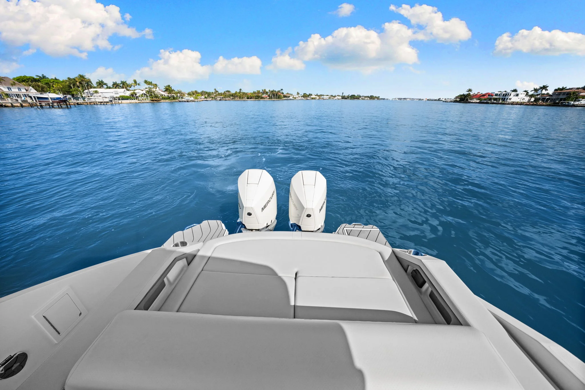 2023 Sea Ray 310 SLX OB Image Thumbnail #16