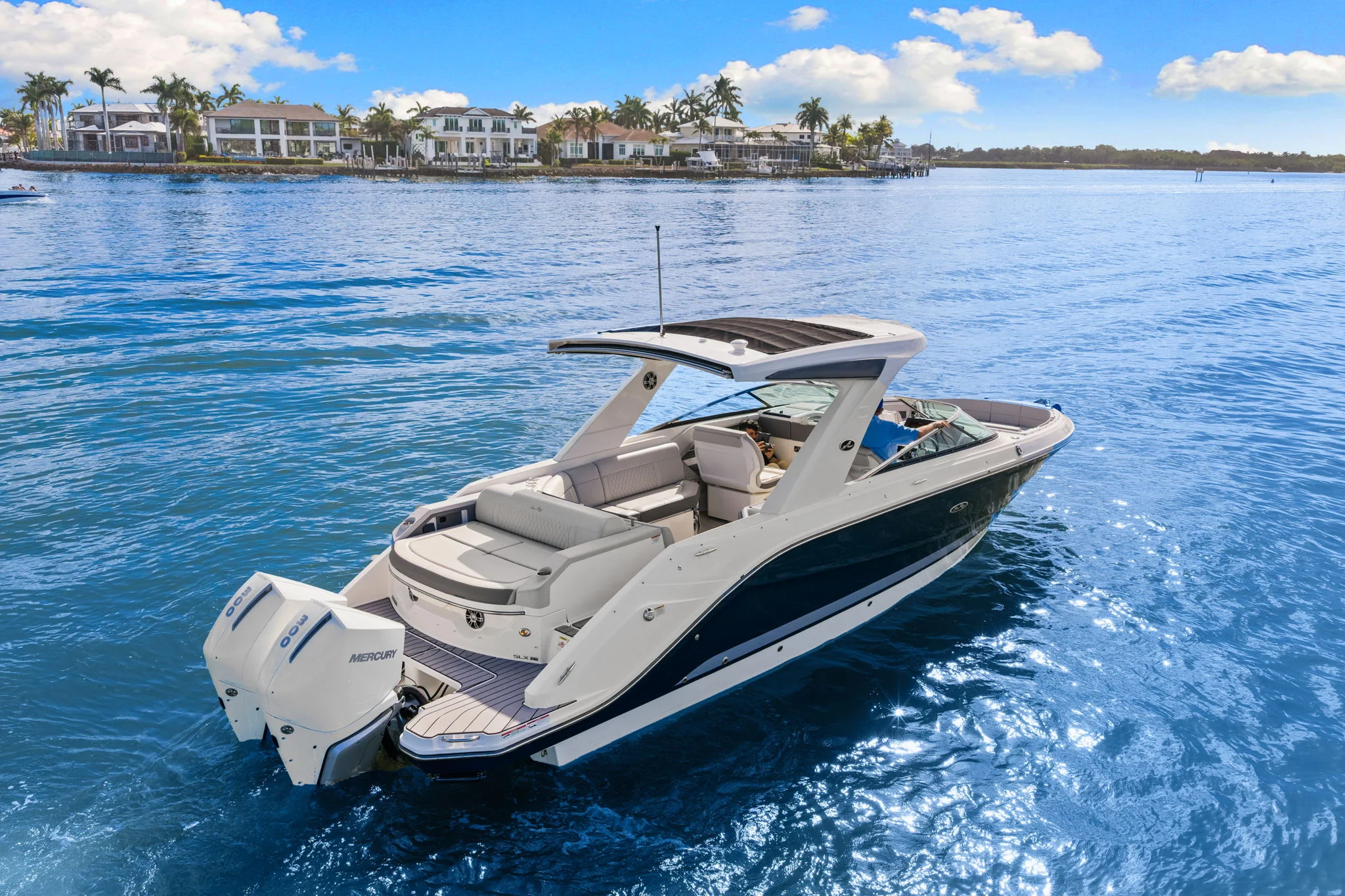 2023 Sea Ray 310 SLX OB Image Thumbnail #6