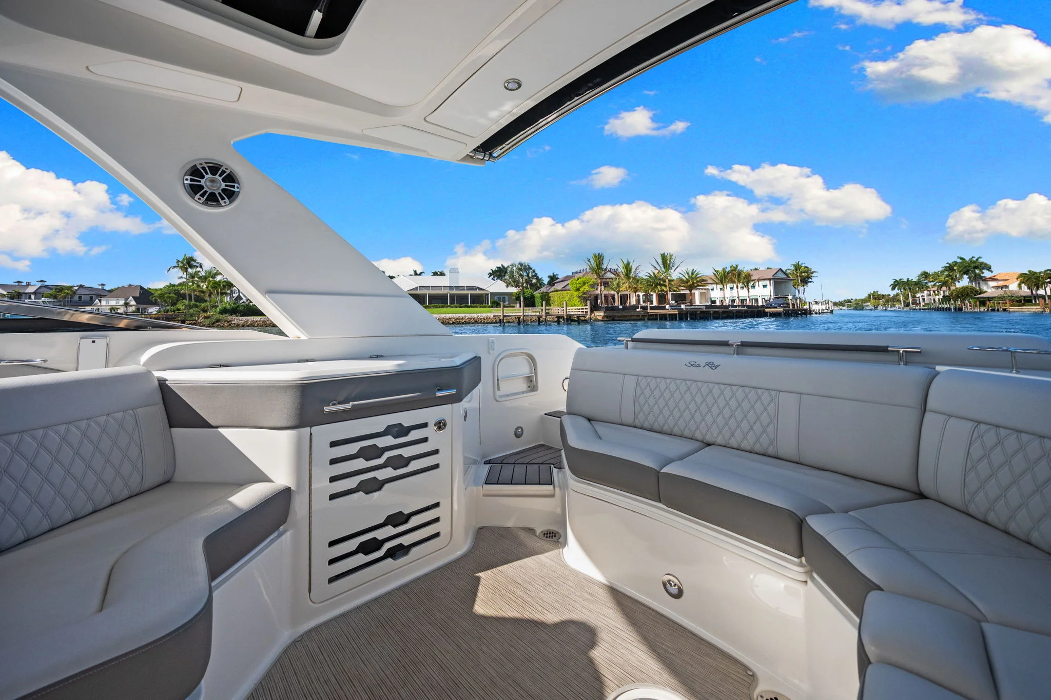 2023 Sea Ray 310 SLX OB Image Thumbnail #22