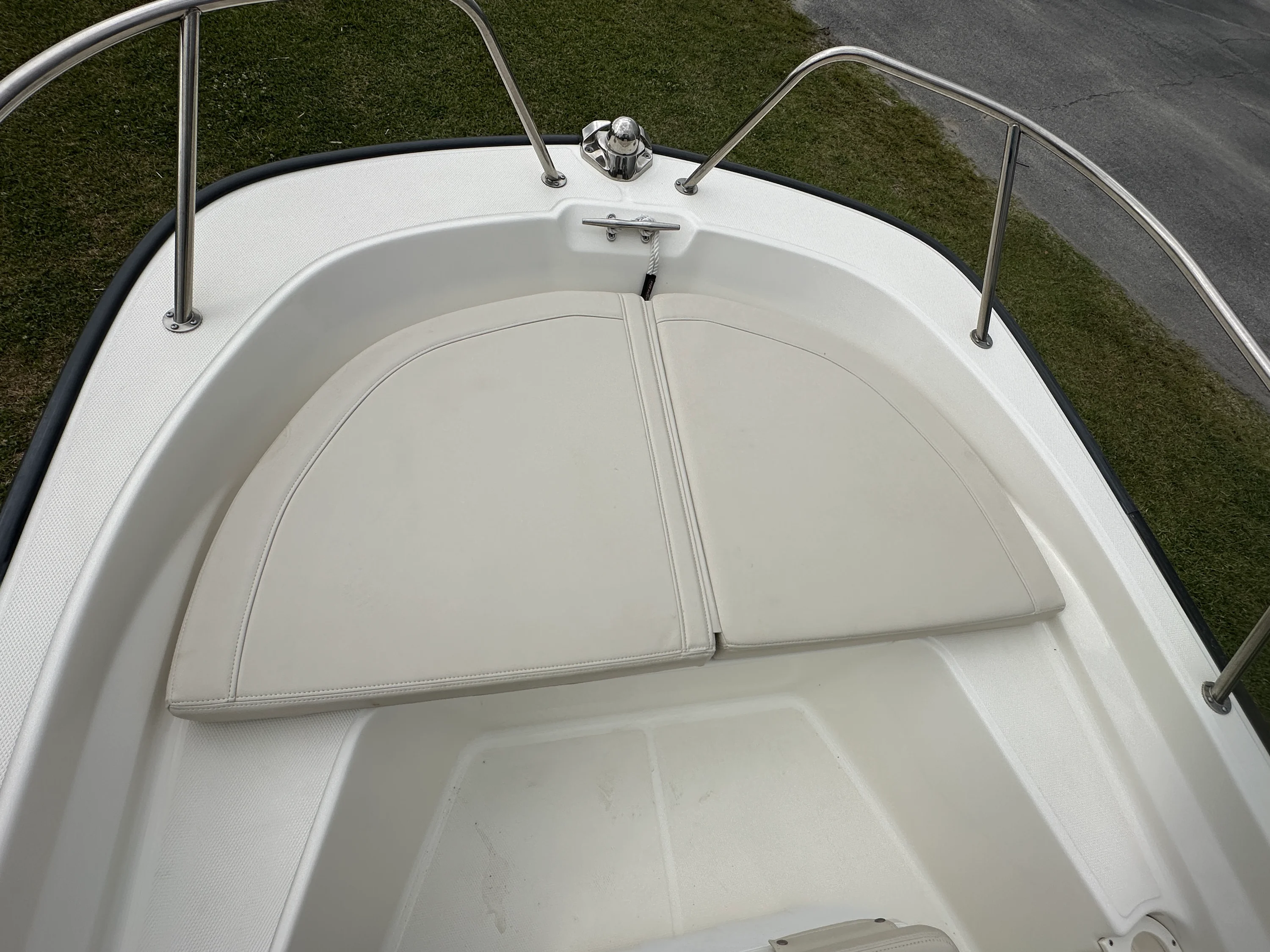 2024 Boston Whaler 15 MONTAUK Image Thumbnail #10