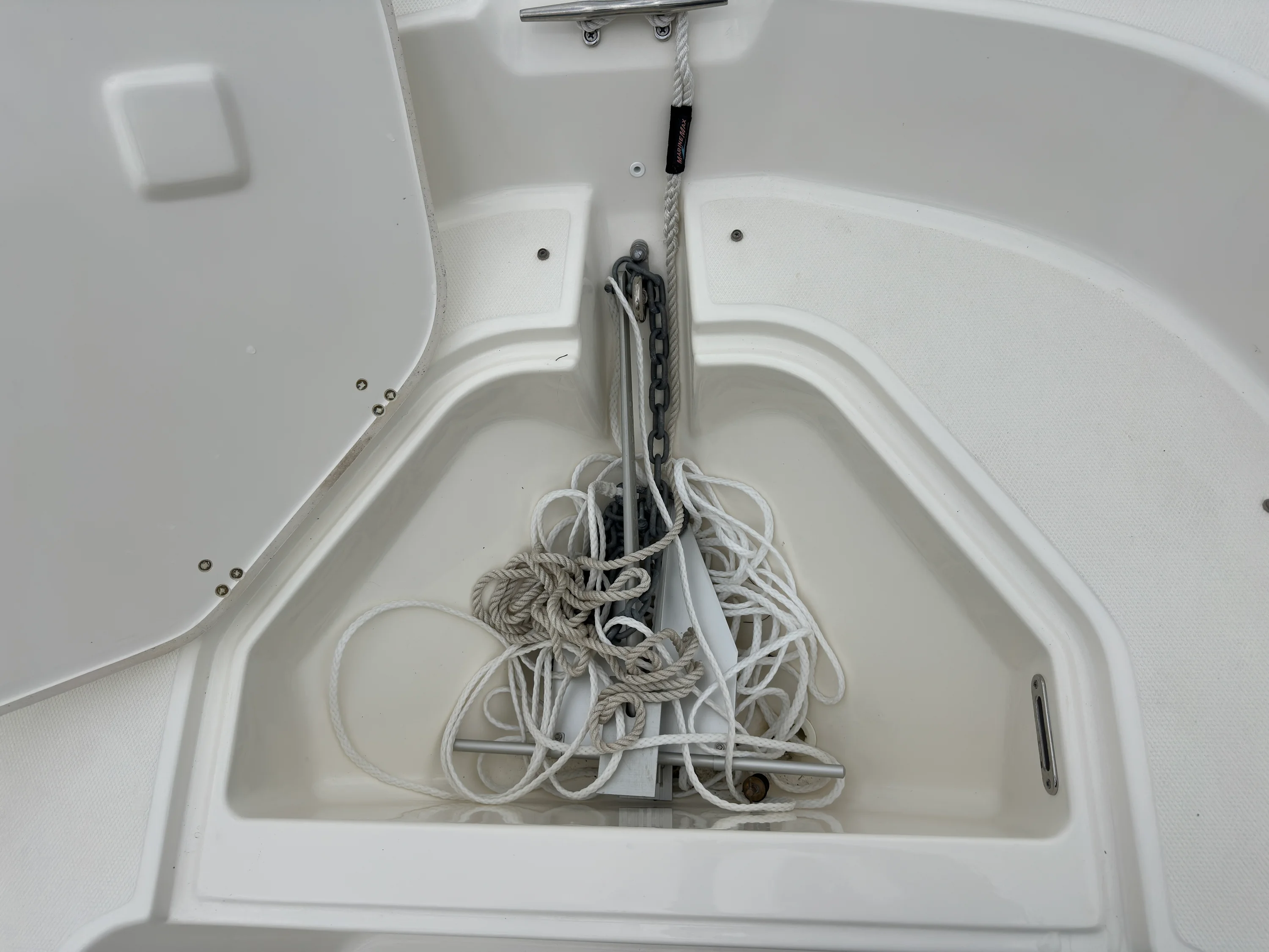 2024 Boston Whaler 15 MONTAUK Image Thumbnail #9