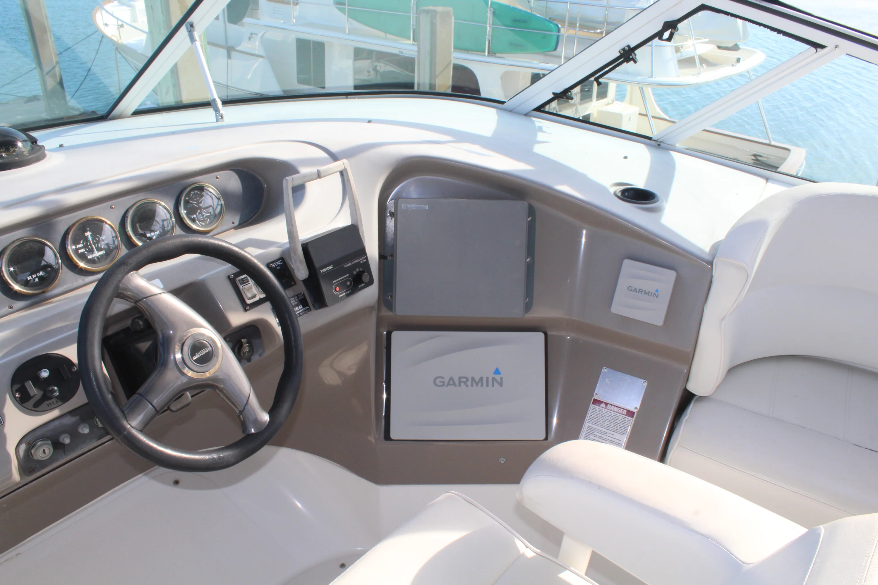 2000 Carver Yachts 450 VOYAGER PILOTHOUSE Image Thumbnail #13
