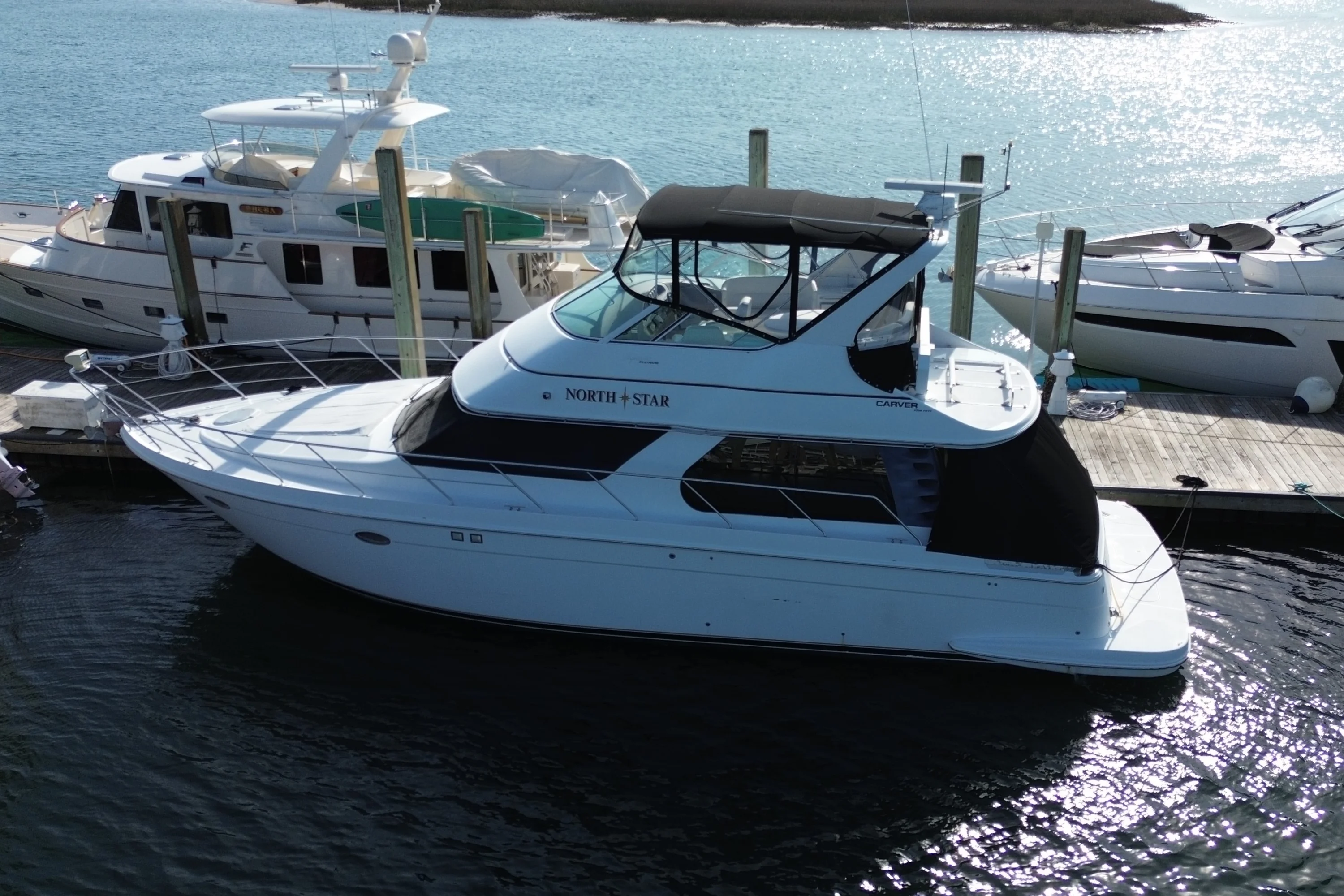 2000 Carver Yachts 450 VOYAGER PILOTHOUSE Image Thumbnail #0