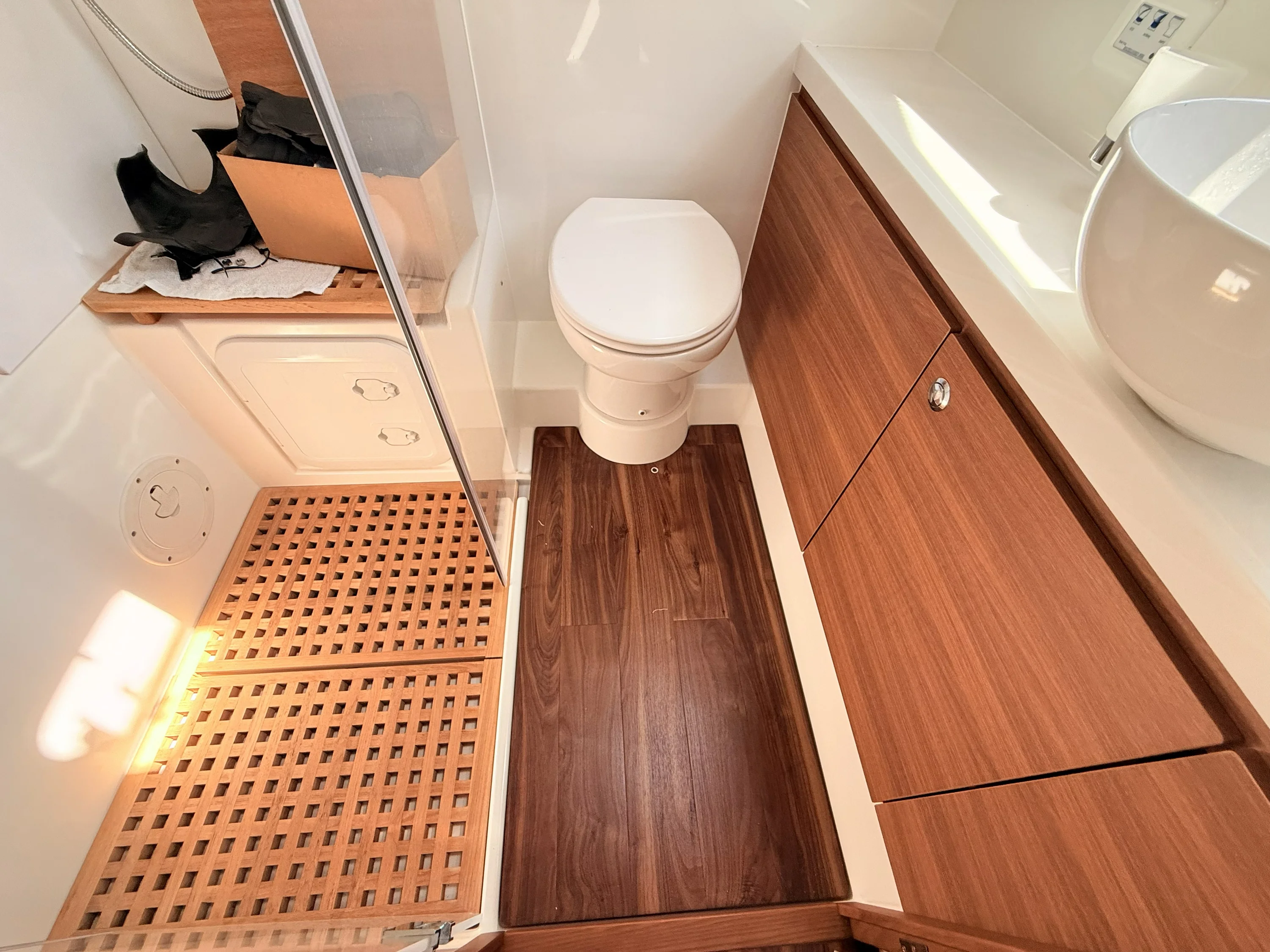2024 Aquila 44 Yacht Image Thumbnail #38
