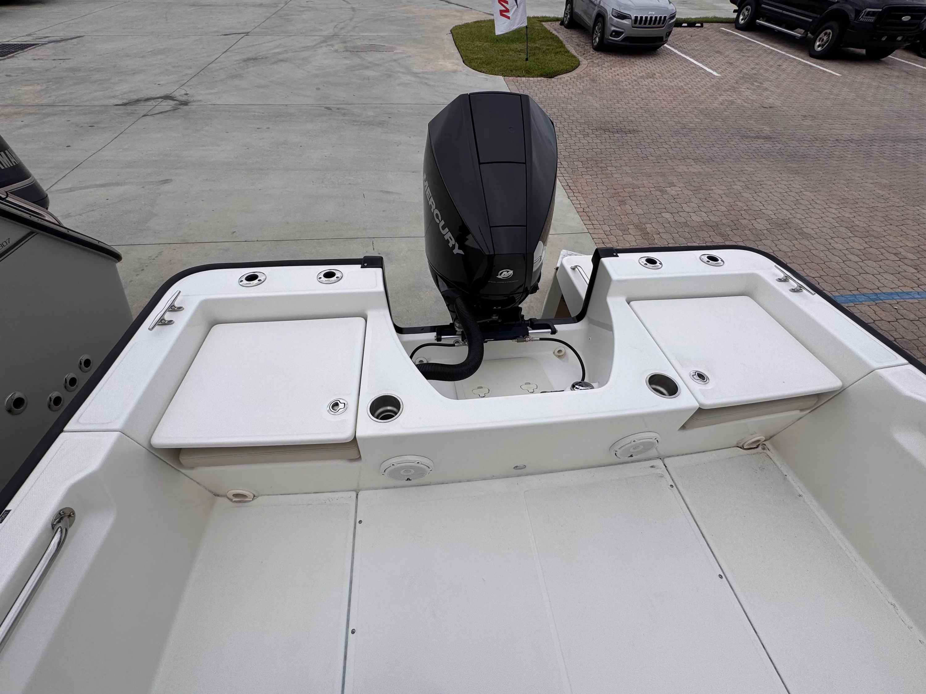 2023 Boston Whaler 210 Montauk Image Thumbnail #9