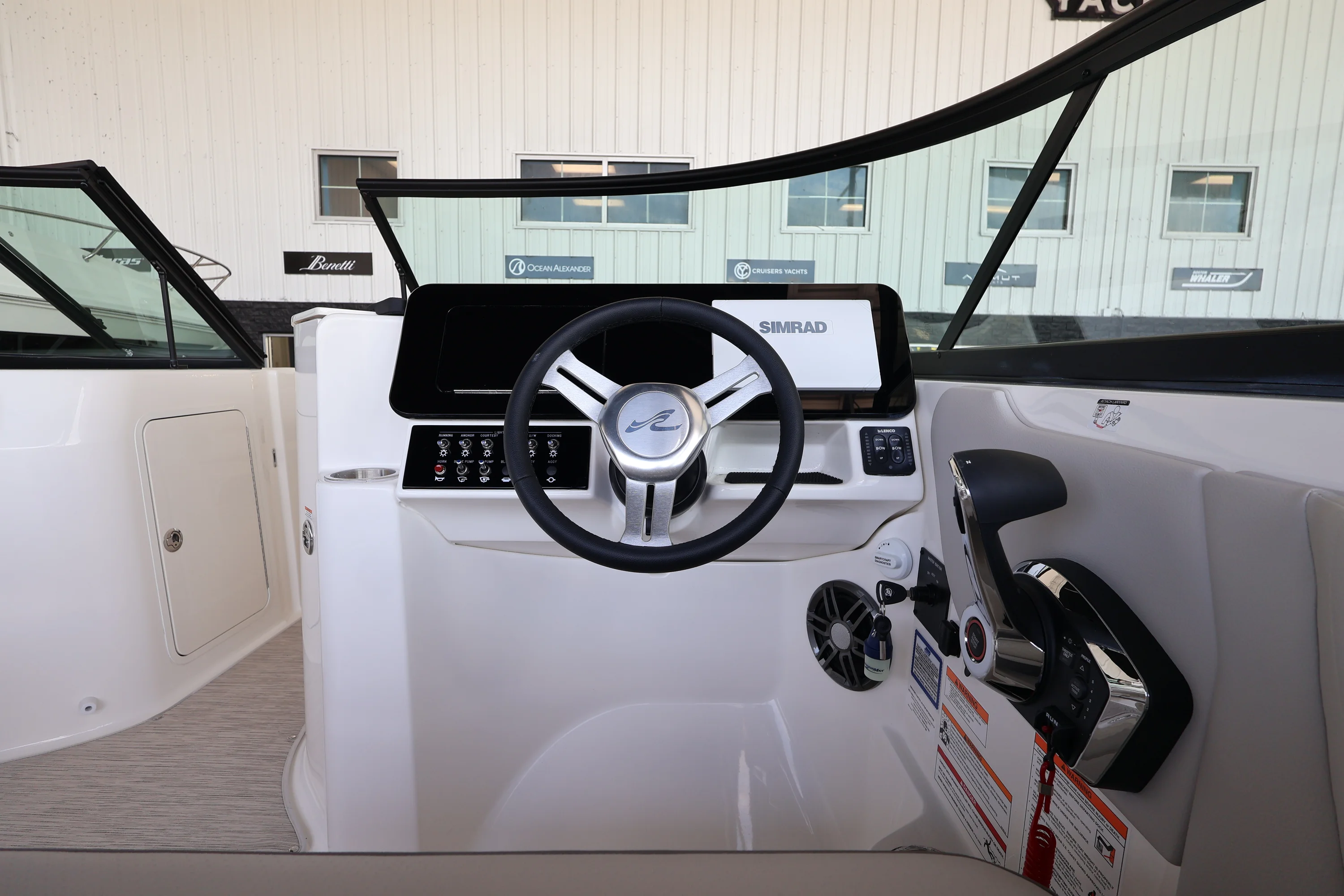 2026 Sea Ray SDX 250 Outboard Image Thumbnail #20