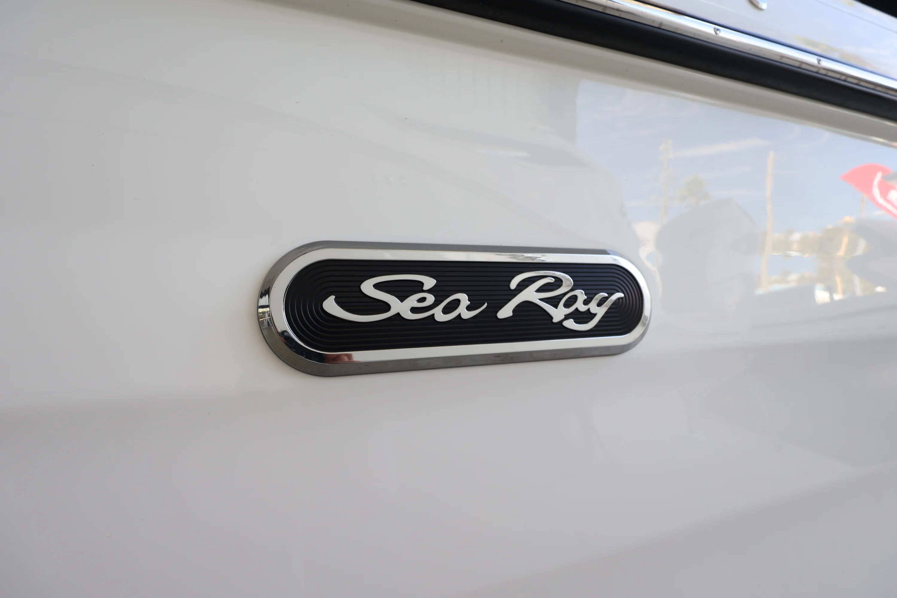 2026 Sea Ray SDX 250 Outboard Image Thumbnail #3