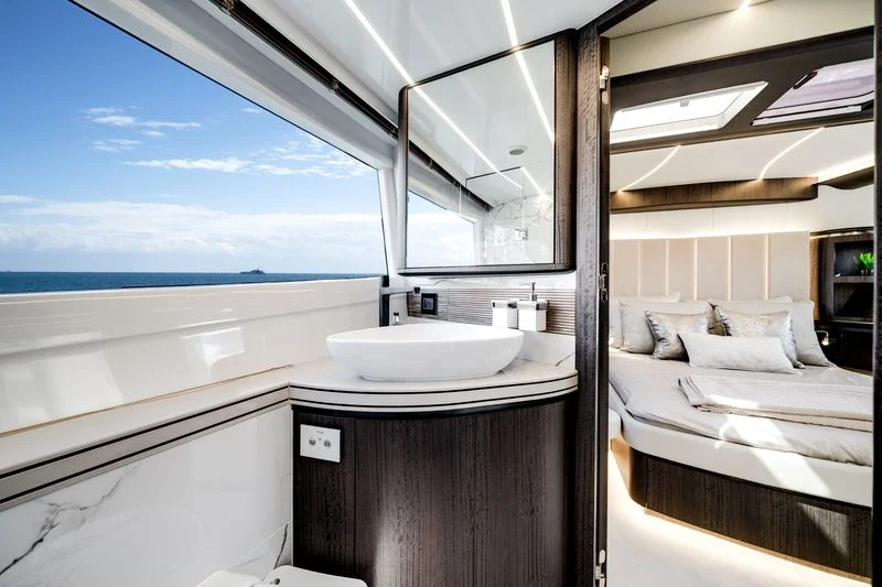 2024 Galeon 560 FLY Image Thumbnail #27