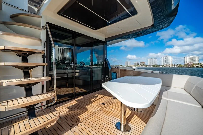 2024 Galeon 560 FLY Image Thumbnail #7