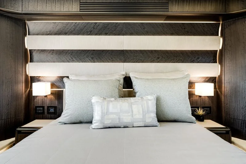 2024 Galeon 560 FLY Image Thumbnail #31