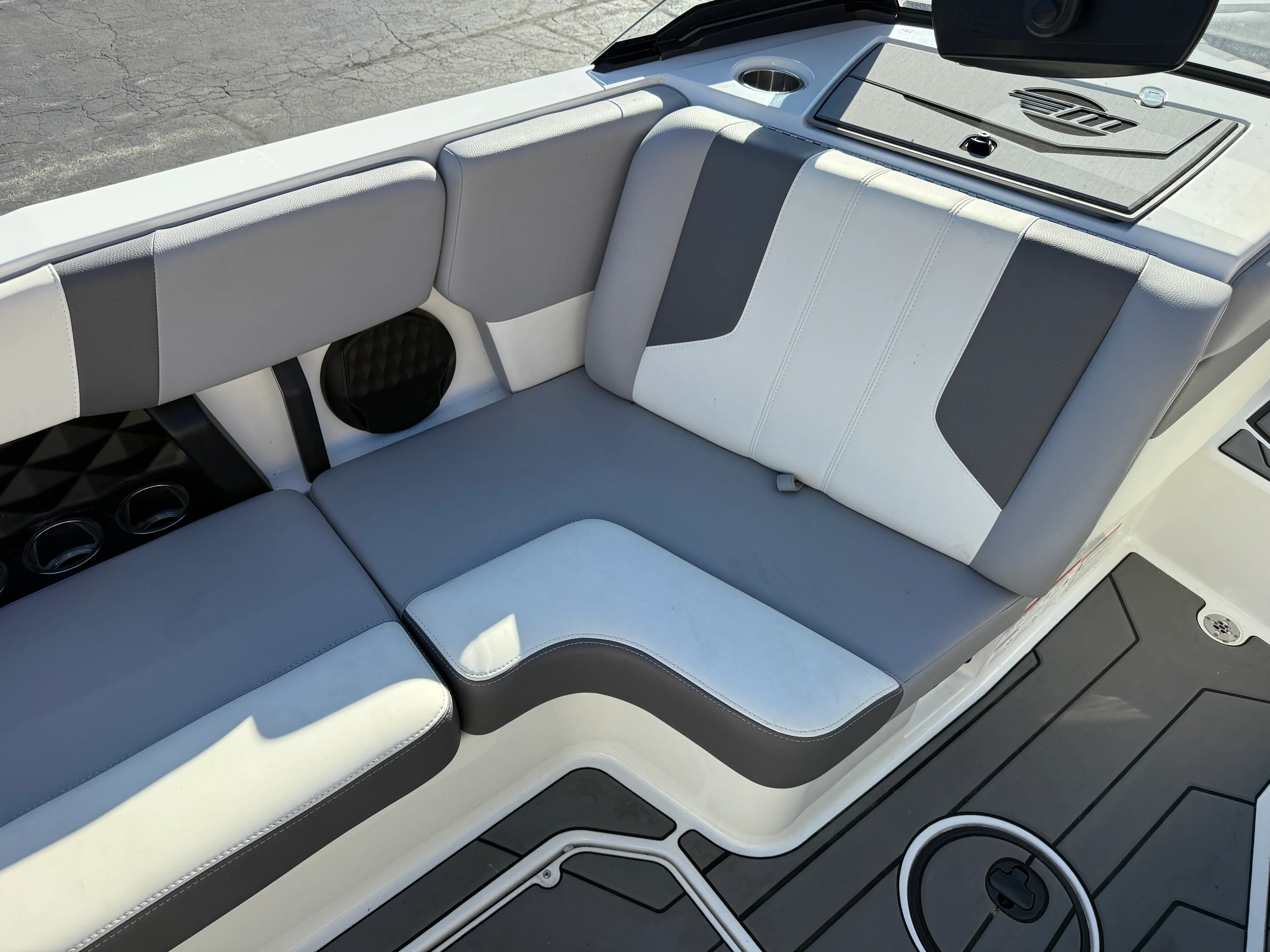 2022 Malibu 21 LX Image Thumbnail #16