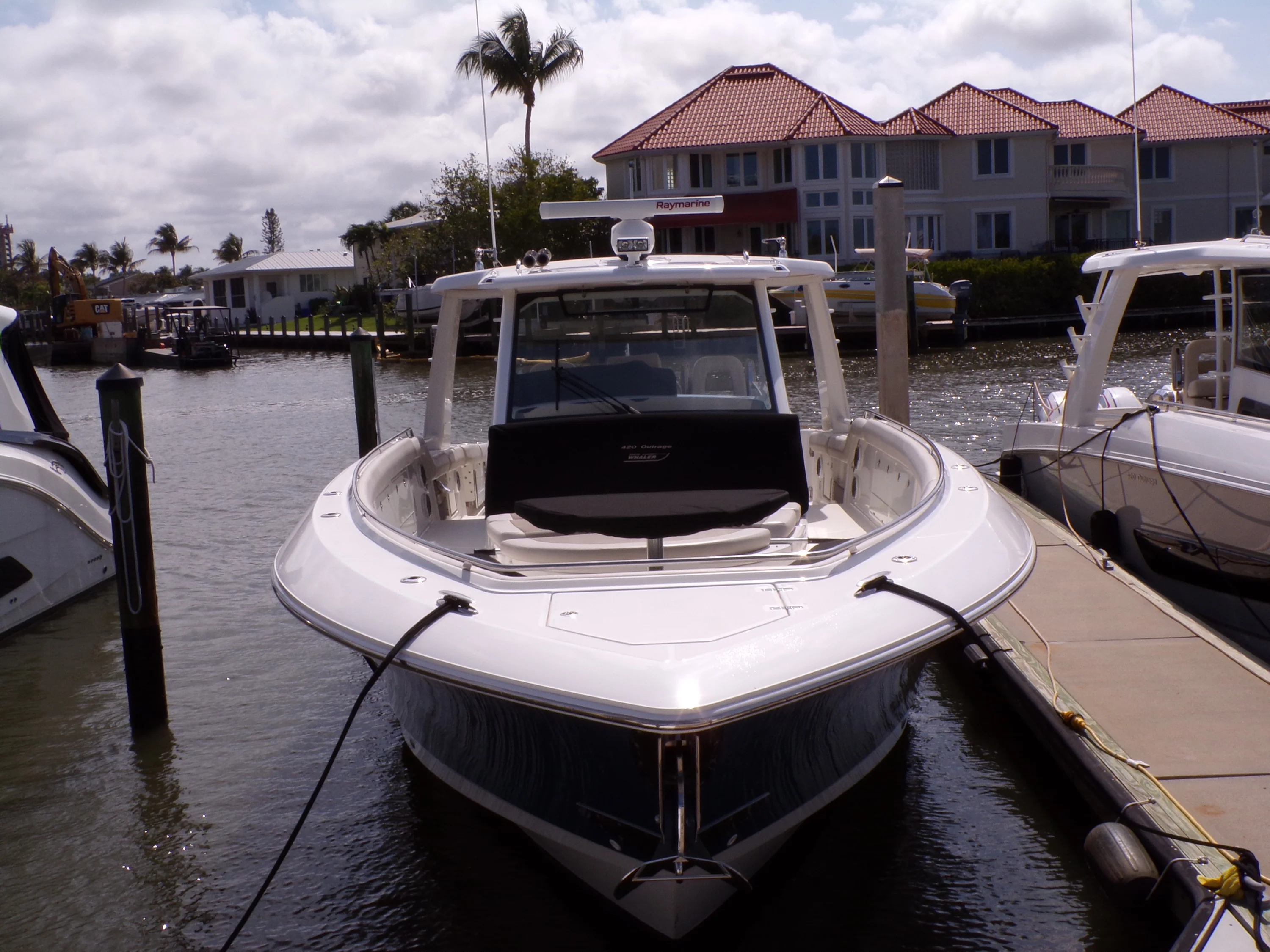 2018 Boston Whaler 420 Image Thumbnail #93