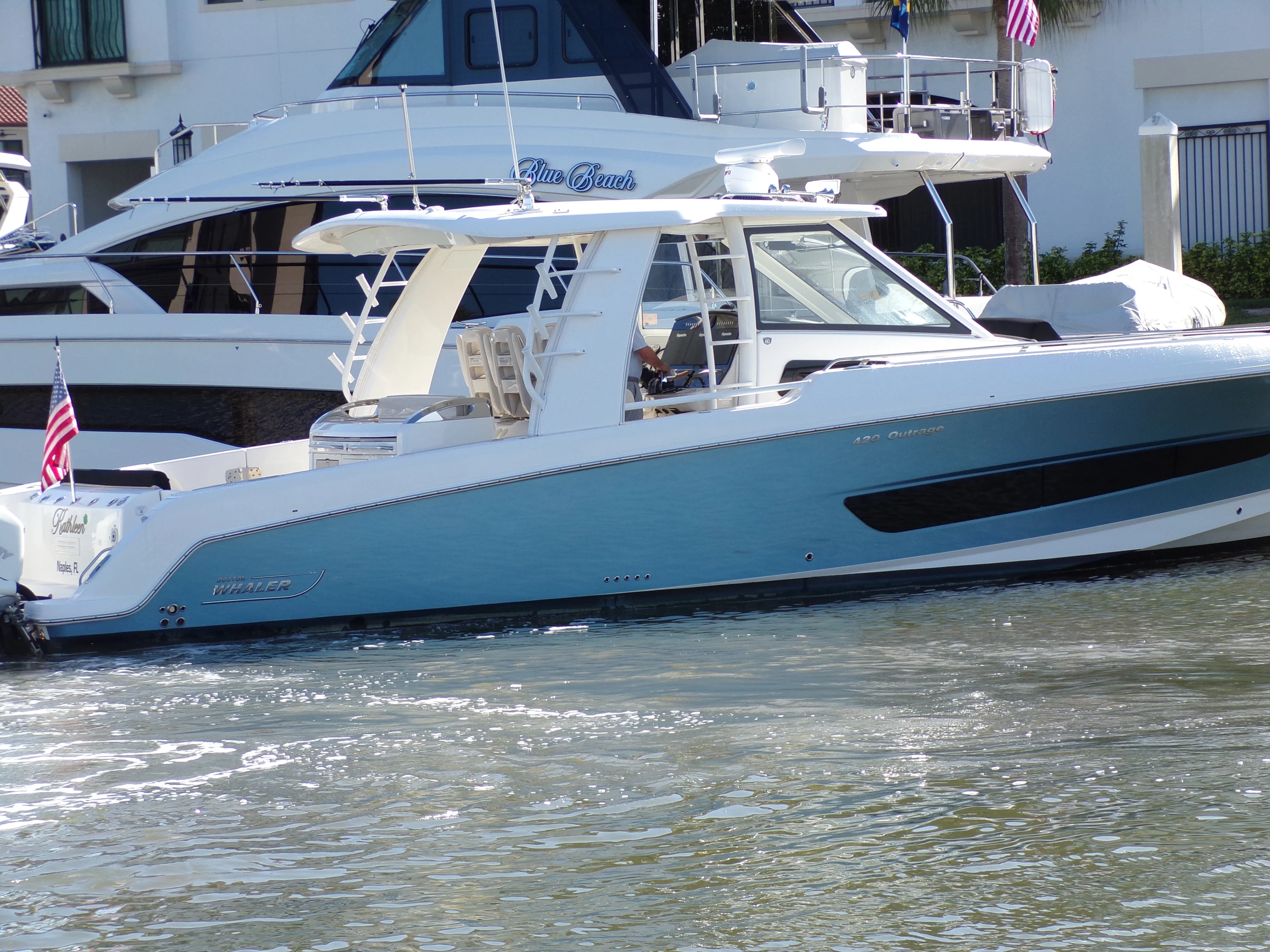 2018 Boston Whaler 420 Image Thumbnail #1