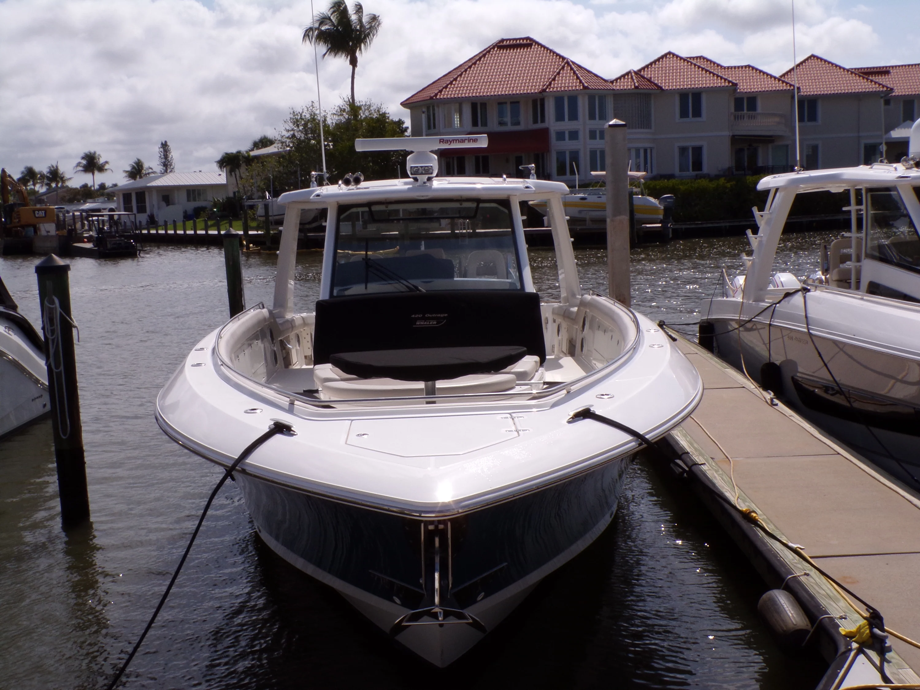 2018 Boston Whaler 420 Image Thumbnail #1