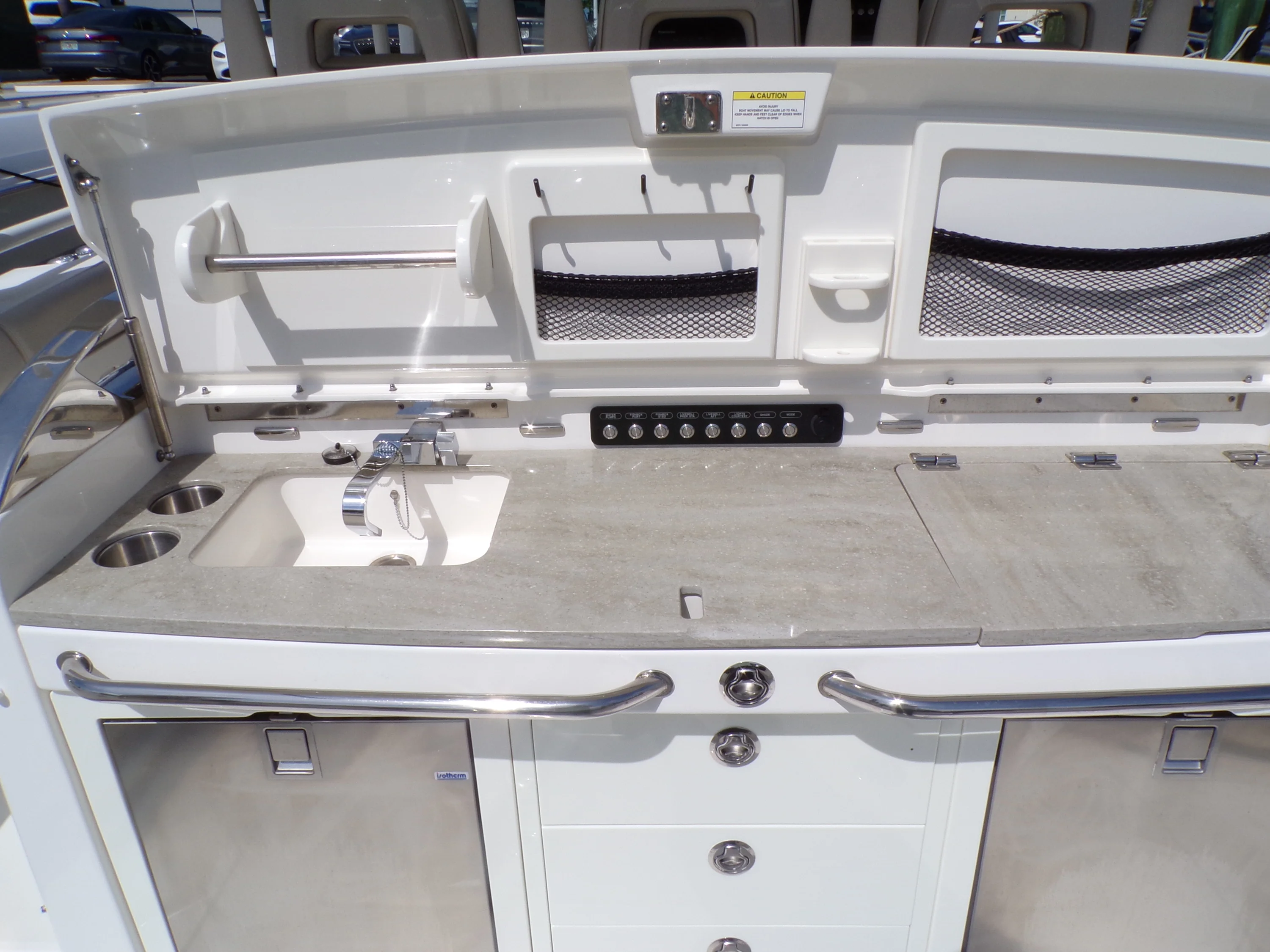 2018 Boston Whaler 420 Image Thumbnail #37