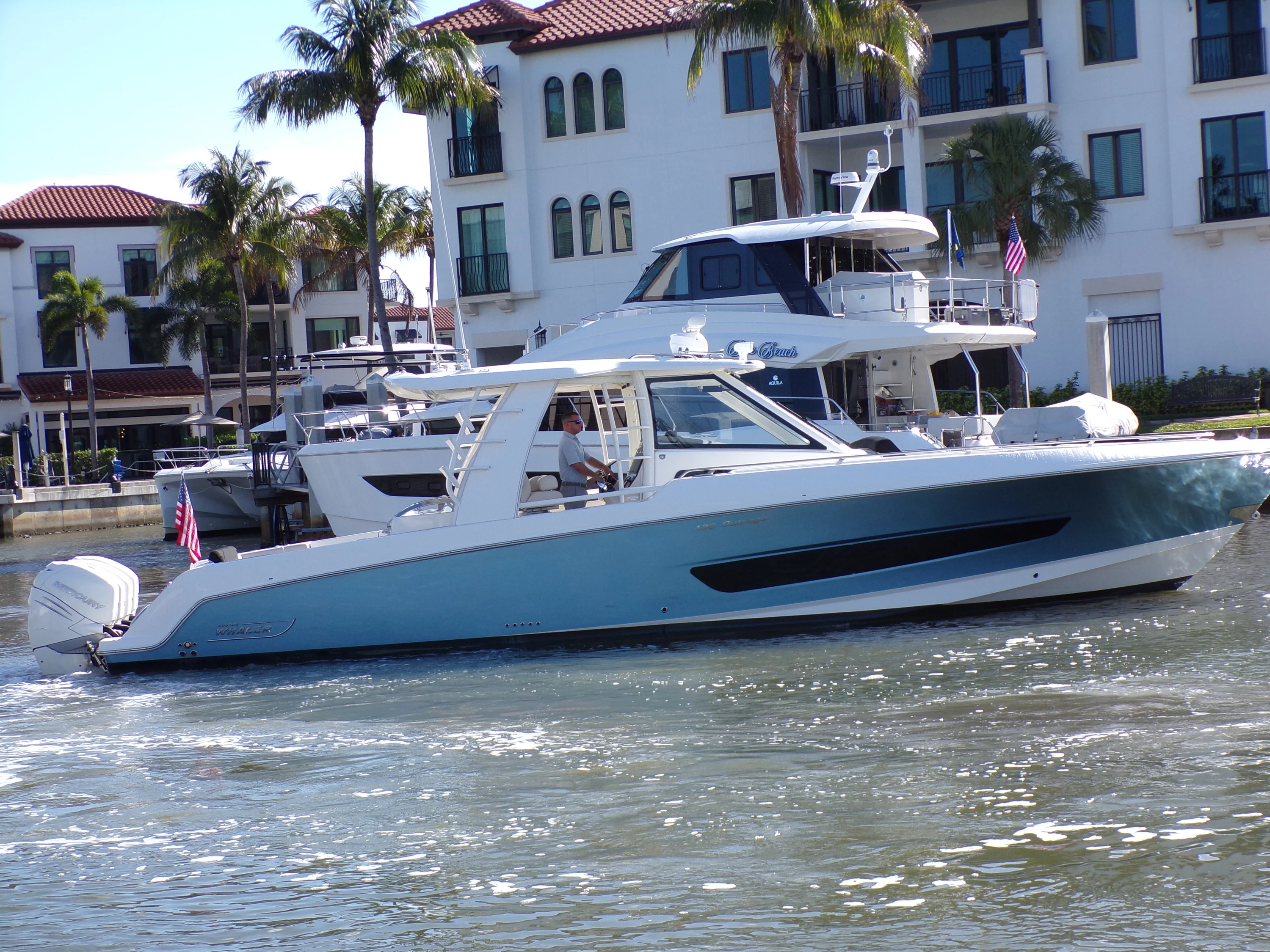 2018 Boston Whaler 420 Image Thumbnail #11