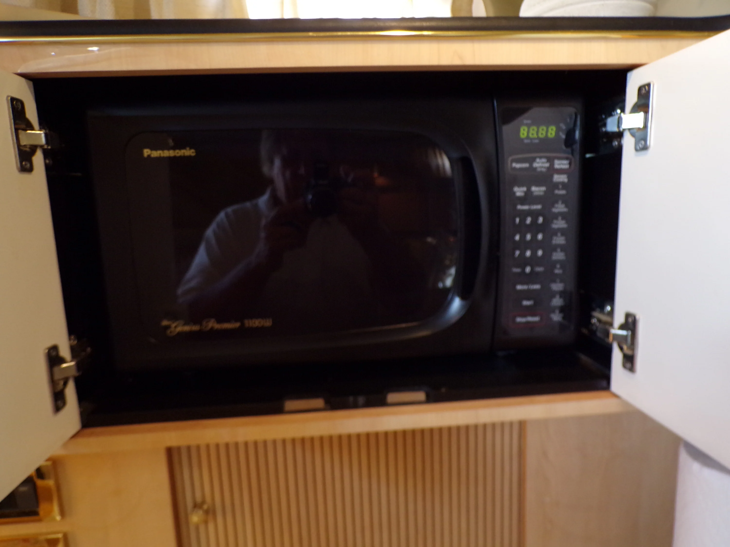 2000 Sea Ray 410 EXPRESS Image Thumbnail #48