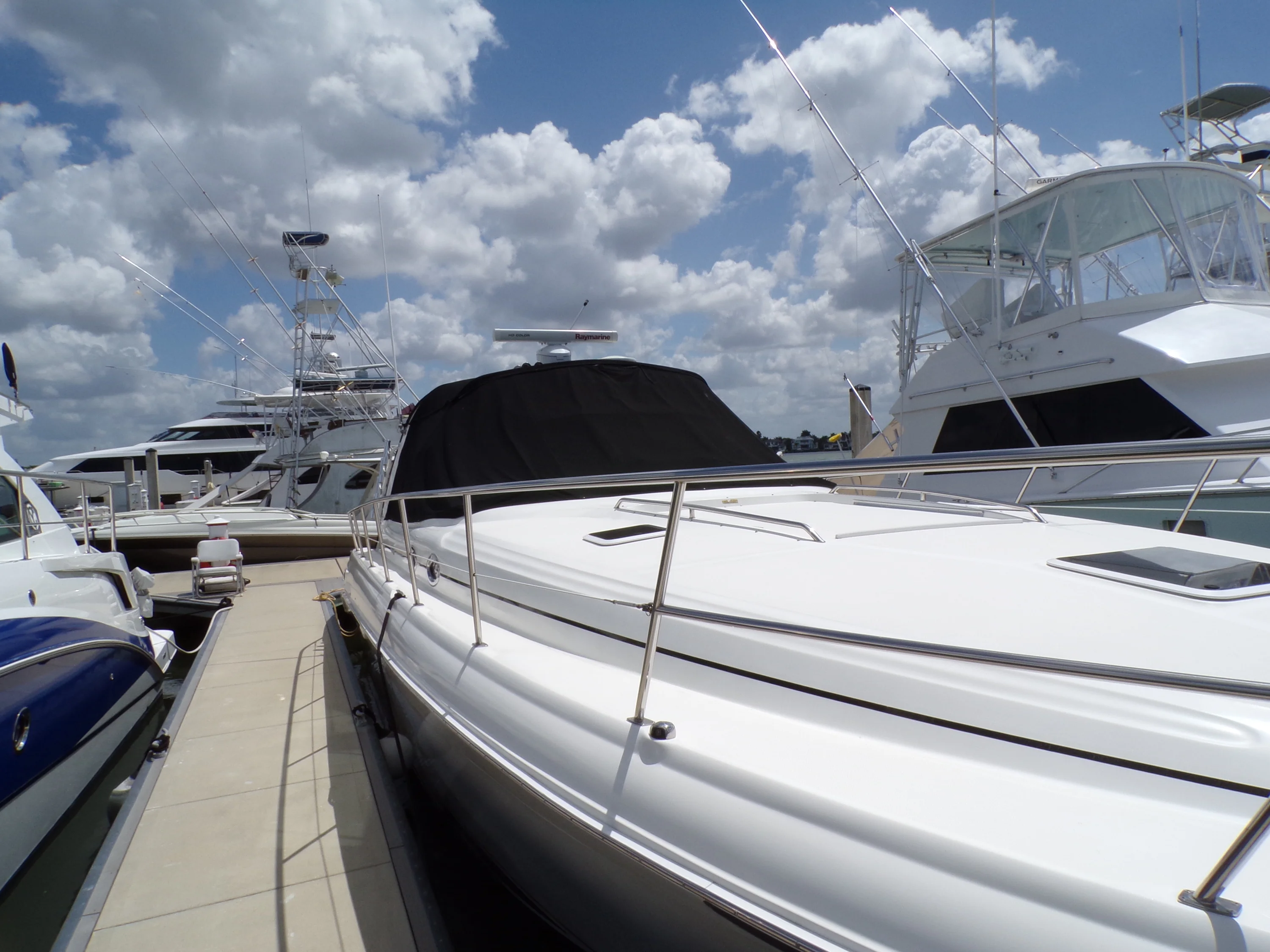 2000 Sea Ray 410 EXPRESS Image Thumbnail #5