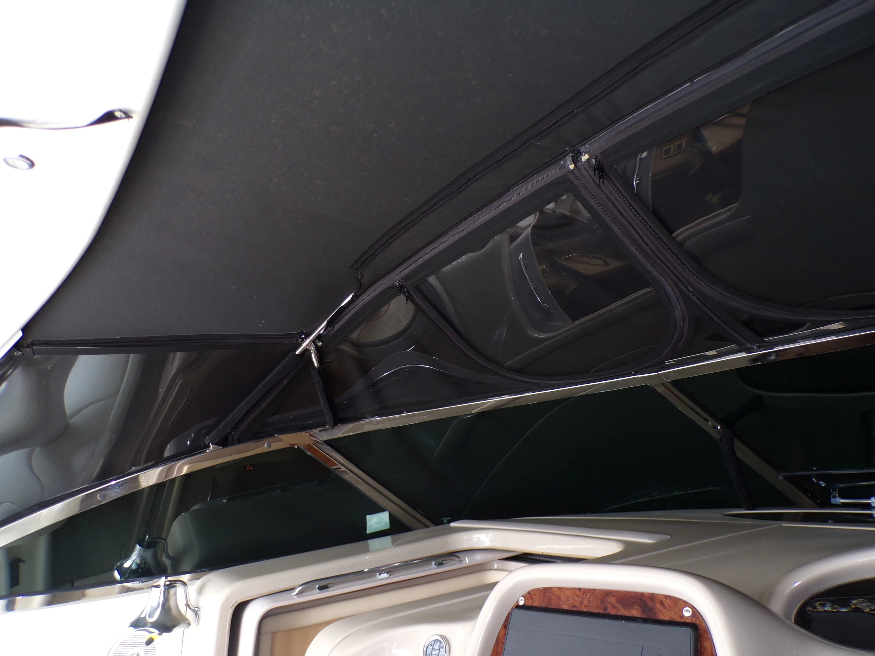 2000 Sea Ray 410 EXPRESS Image Thumbnail #92