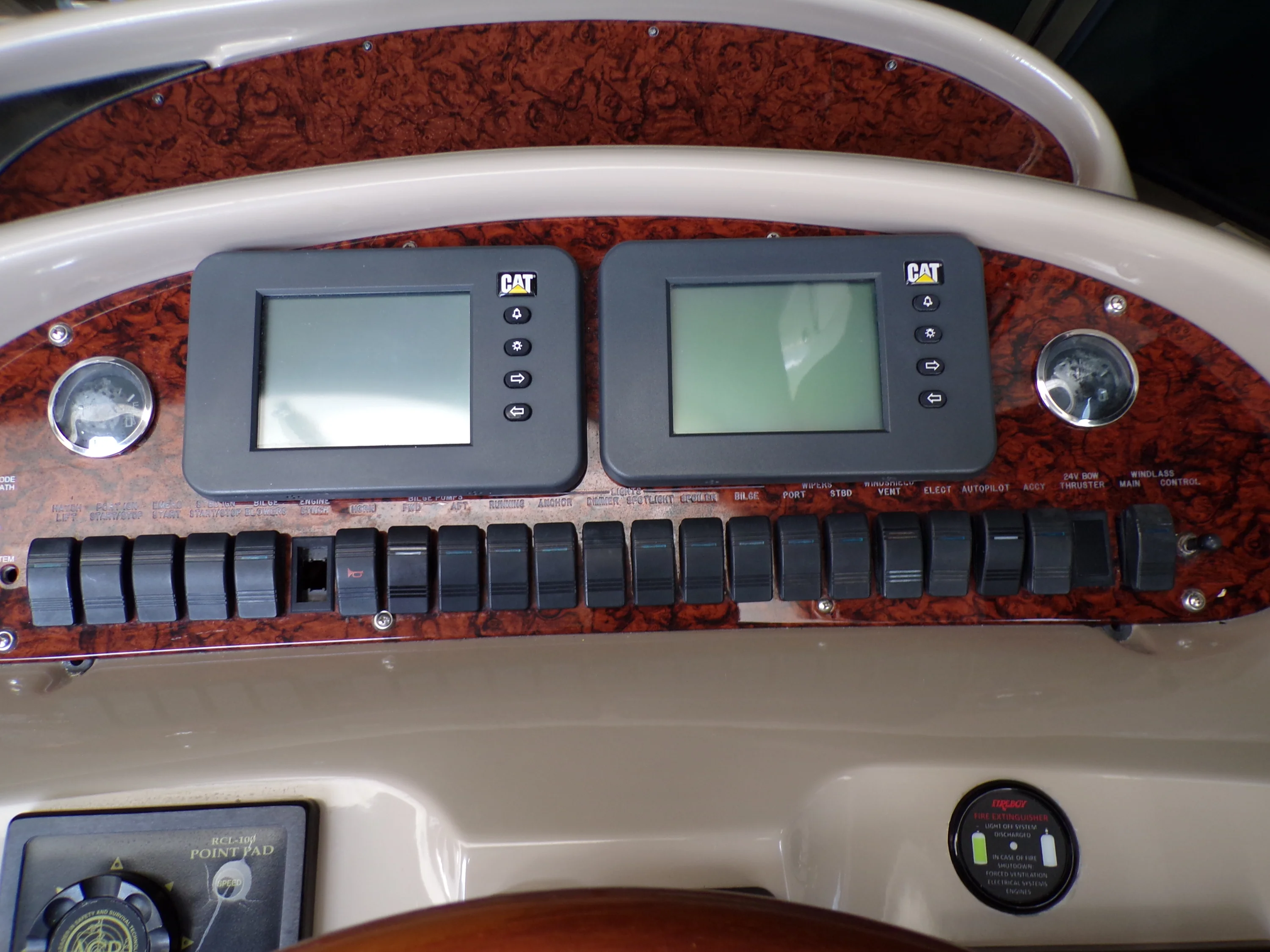 2000 Sea Ray 410 EXPRESS Image Thumbnail #24