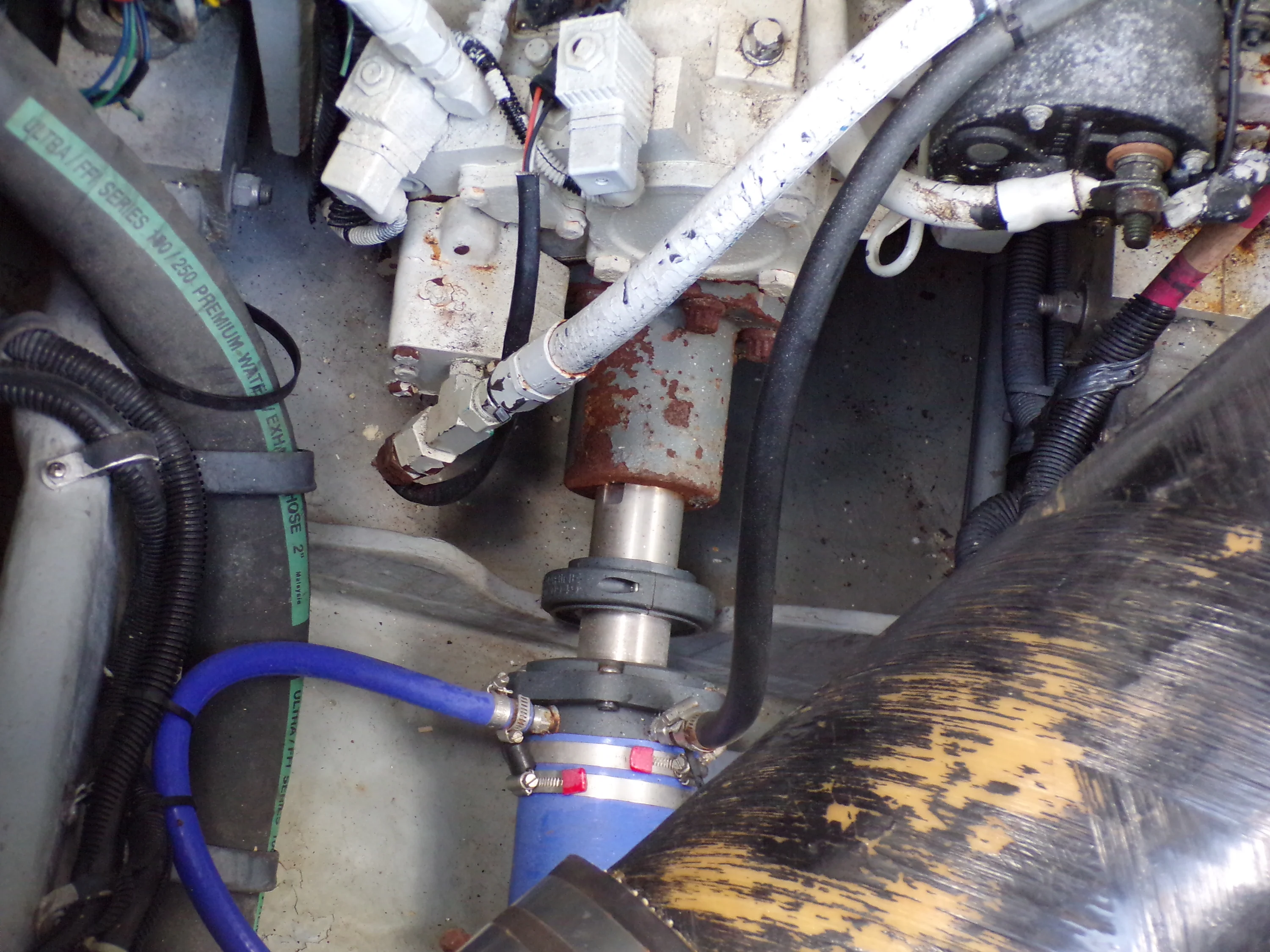 2000 Sea Ray 410 EXPRESS Image Thumbnail #77